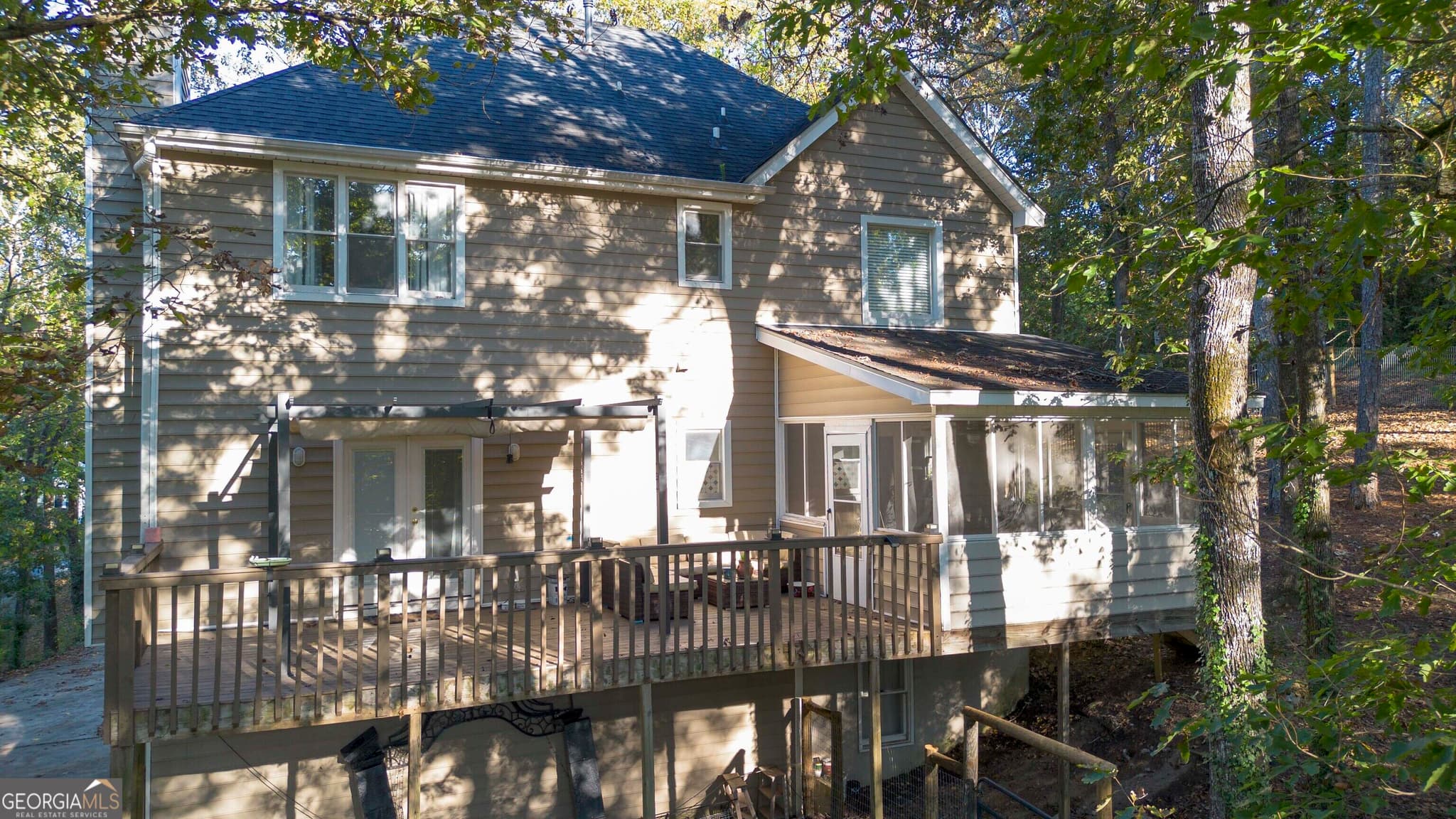 4 bedroom, 3.5 bathroom, 3,367 sq ft single family residence for sale at 119 Huntington Place, Macon, GA 31210 — photo 6
