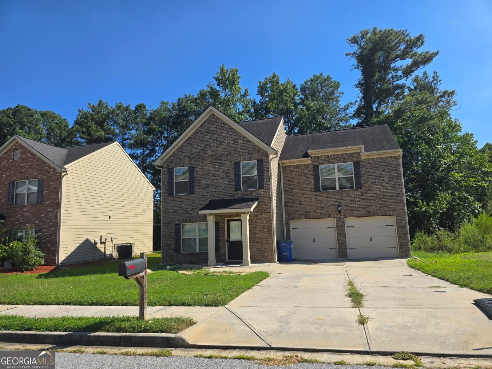 3 bedroom, 2.5 bathroom, 1,740 sq ft single family residence for sale at 6526 Beaver Creek Trail, South Fulton, GA 30349 — photo 1 of 19