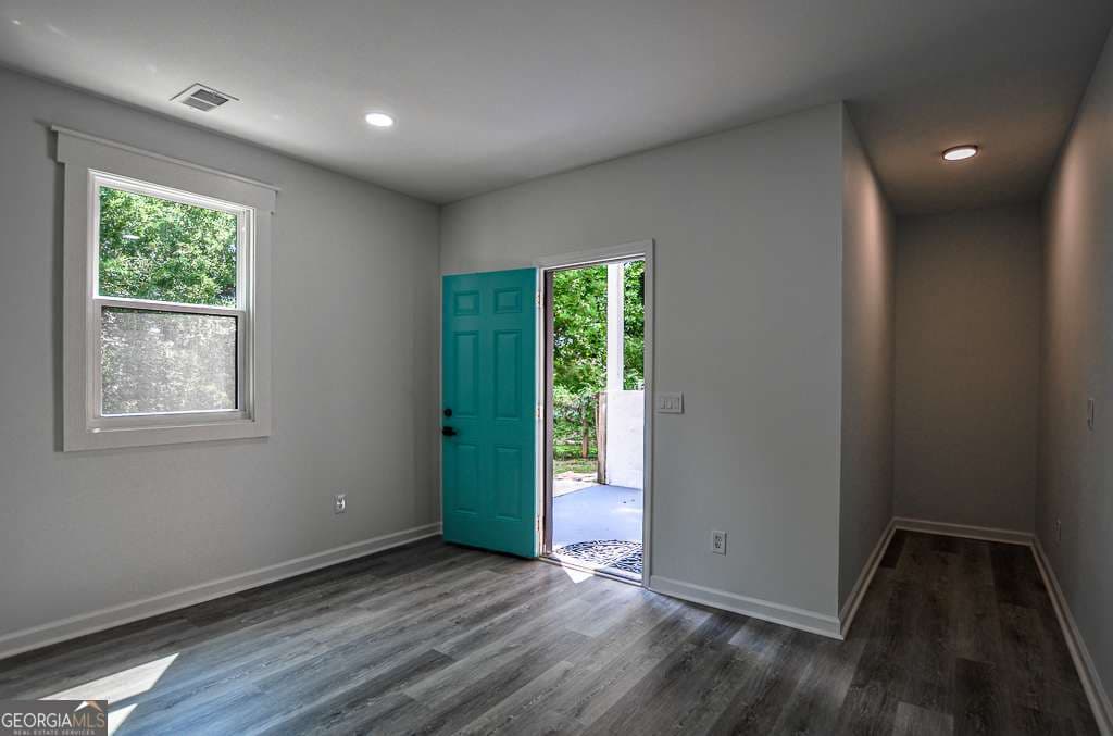 5 bedroom, 3 bathroom, 1,389 sq ft single family residence for rent at 515 ALLENS LANDING Court, Lawrenceville, GA 30045 for $2,800 a month — photo 5