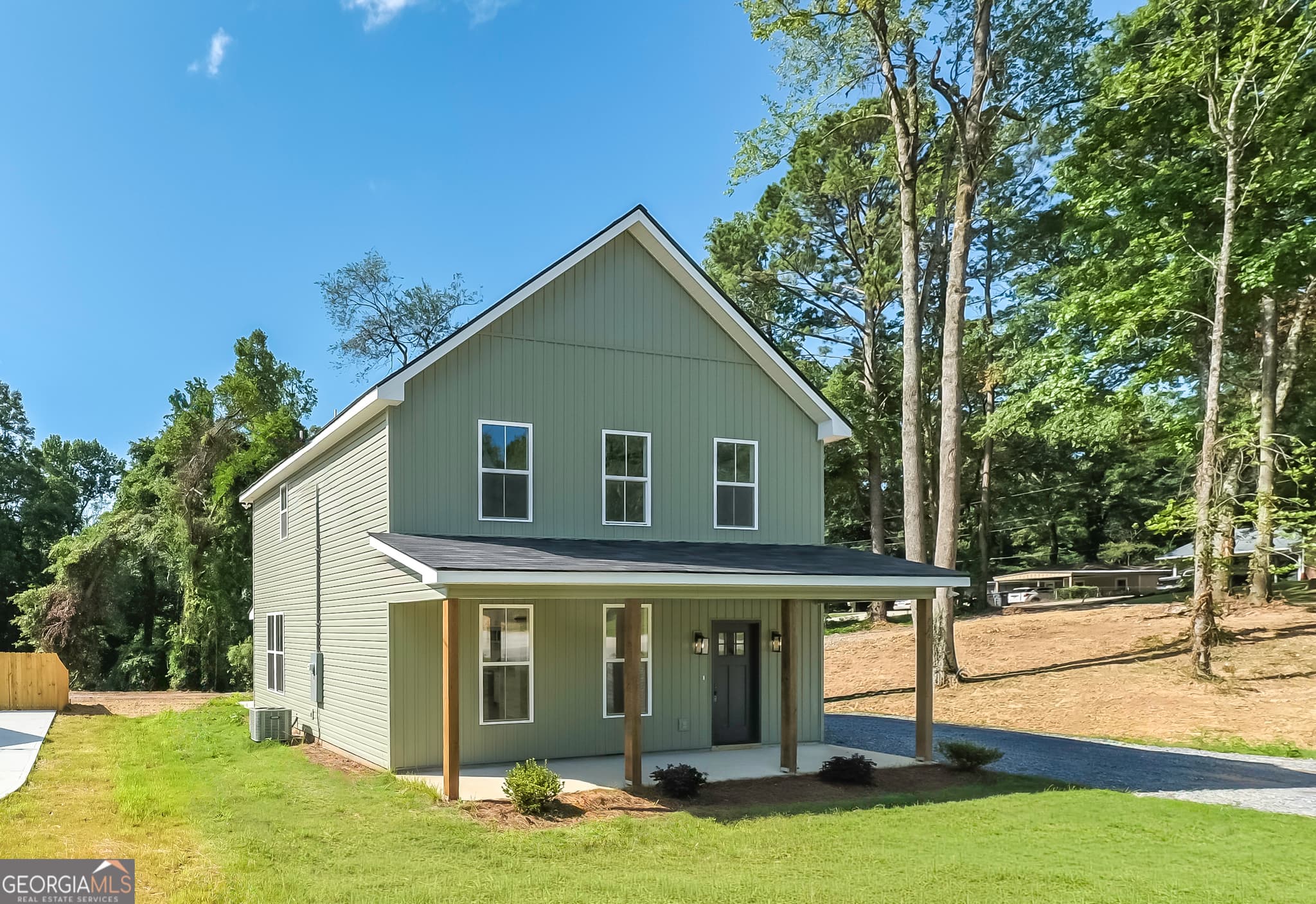3 bedroom, 2.5 bathroom, 1,530 sq ft single family residence sold at 724 Bedwell Street, Heflin, AL 36264