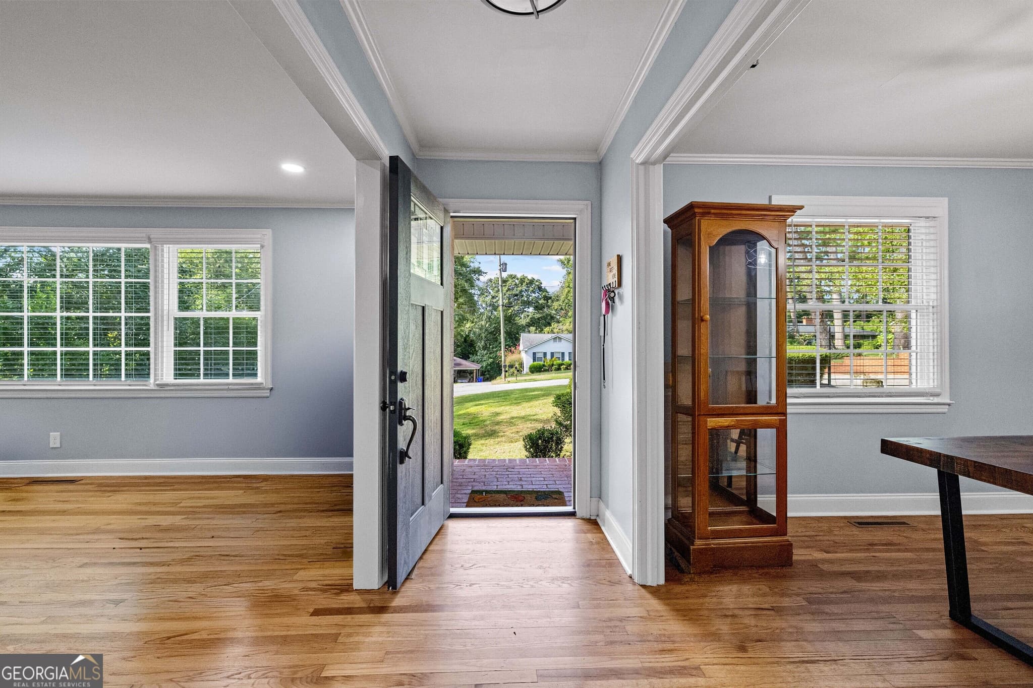 3 bedroom, 2 bathroom, 1,885 sq ft single family residence for sale at 2935 Victoria Circle, Macon, GA 31204 — photo 6