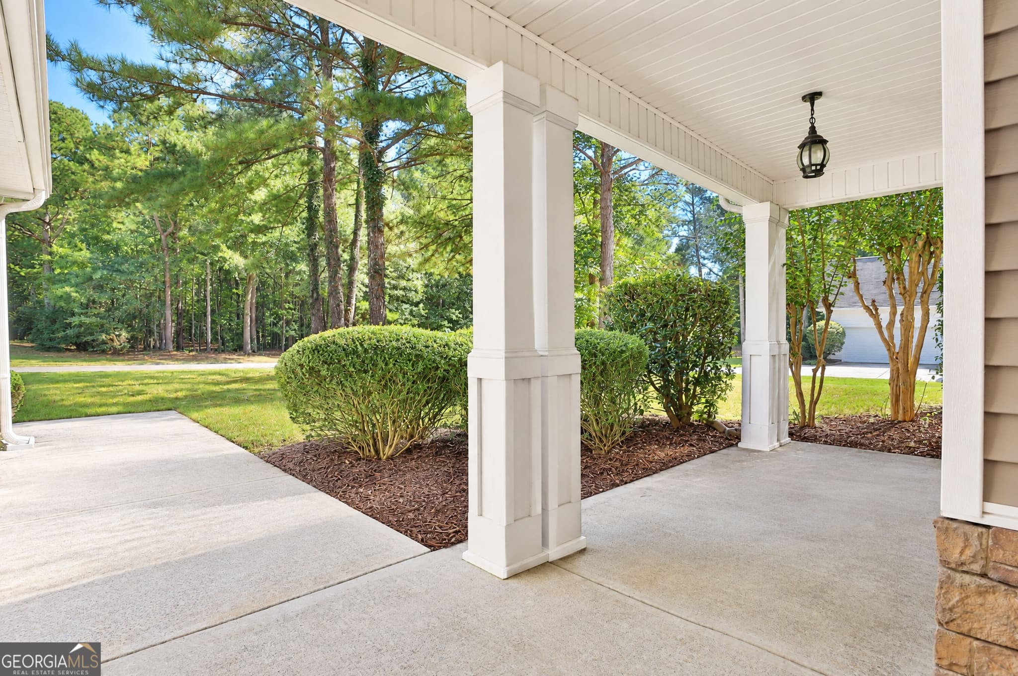 4 bedroom, 2 bathroom, 1,993 sq ft single family residence for sale at 311 Ivy Vale Court, Tyrone, GA 30290 — photo 6