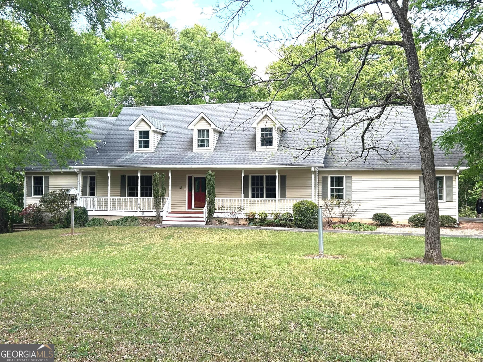 5 bedroom, 2.5 bathroom, 3,132 sq ft single family residence for sale at 4800 Bethlehem Road, Fairburn, GA 30213