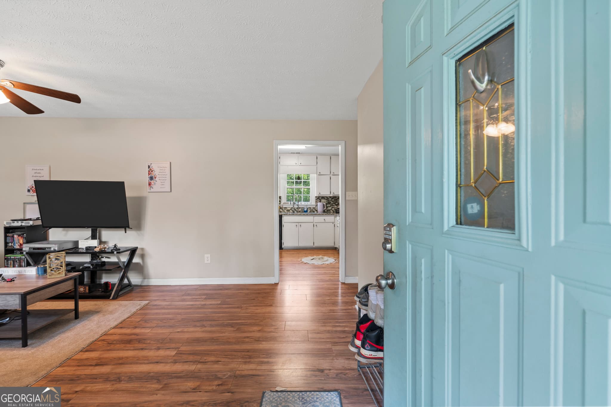 4 bedroom, 3 bathroom, 1,560 sq ft single family residence for sale at 1911 Barnesville Road, Griffin, GA 30224 — photo 5