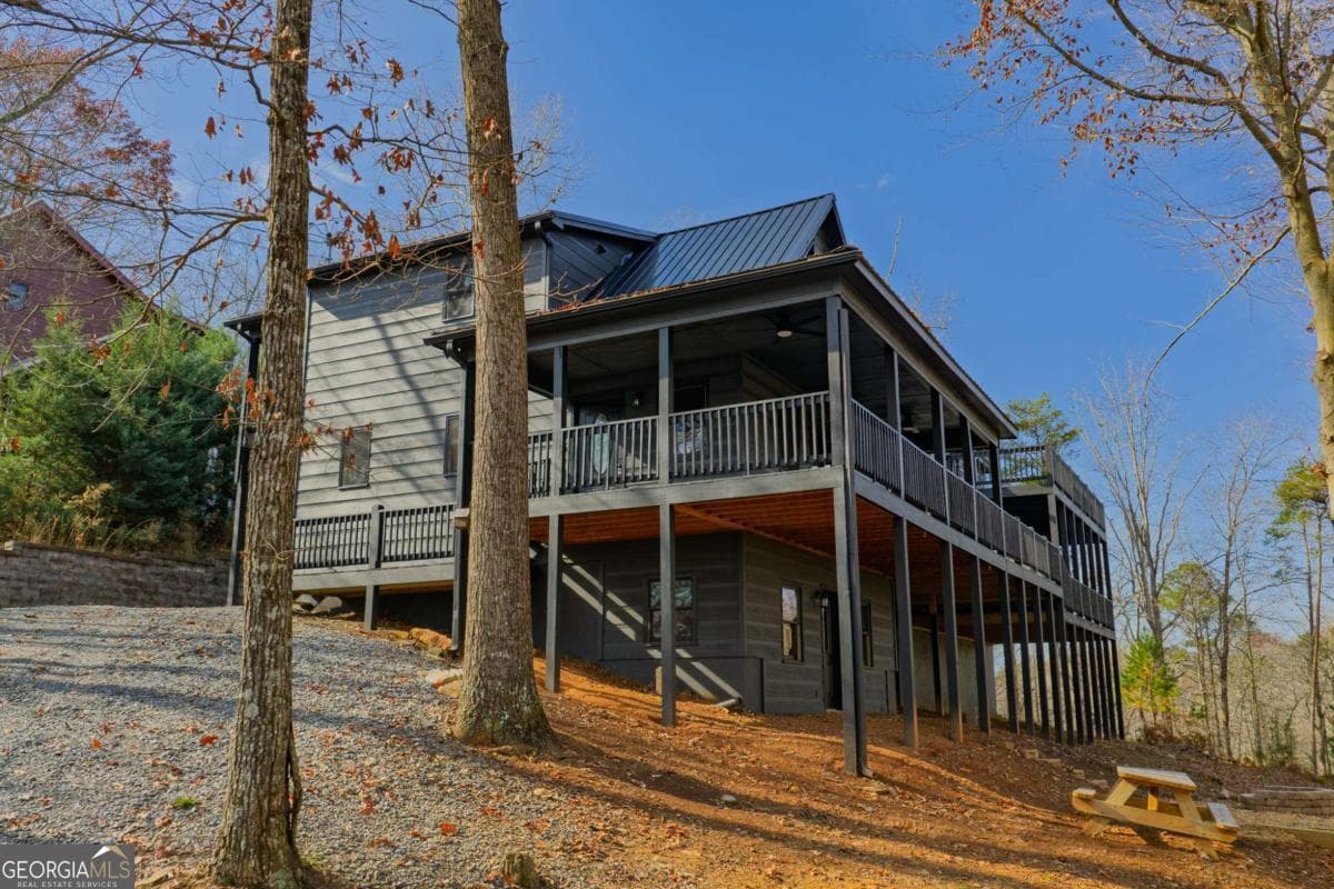 3 bedroom, 3 bathroom, 2,494 sq ft cabin,single family residence sold at 148 Gradient Court 75R, Ellijay, GA 30540