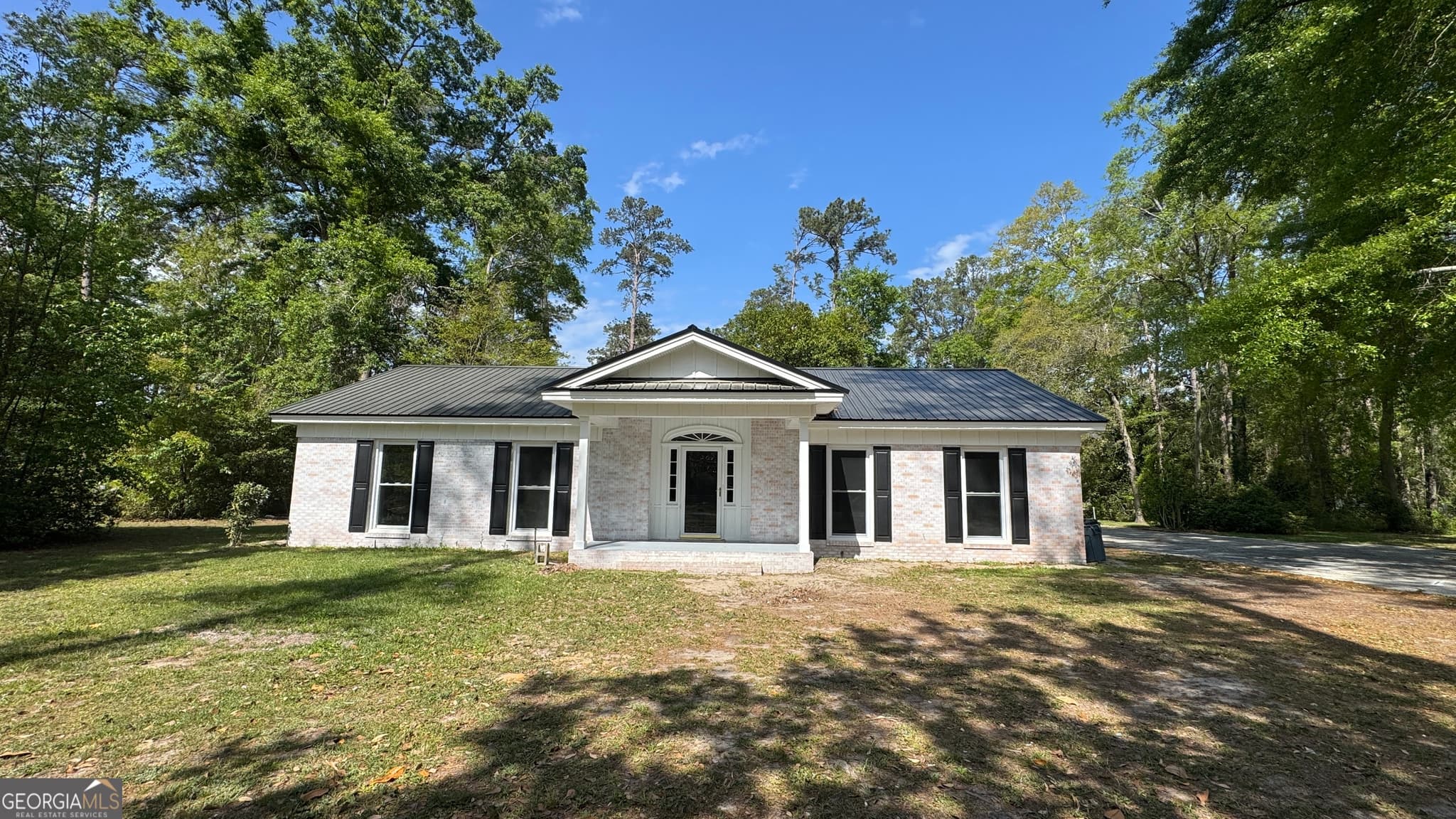 4 bedroom, 3 bathroom, 2,888 sq ft single family residence for sale at 123 Kennedy Street, Reidsville, GA 30453