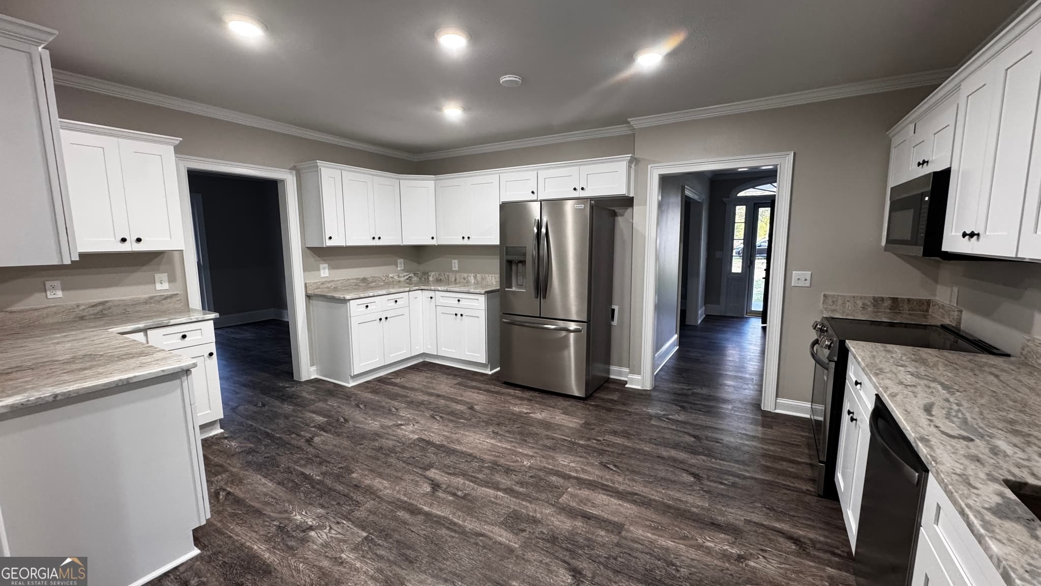 4 bedroom, 3 bathroom, 2,888 sq ft single family residence for sale at 123 Kennedy Street, Reidsville, GA 30453 — photo 5