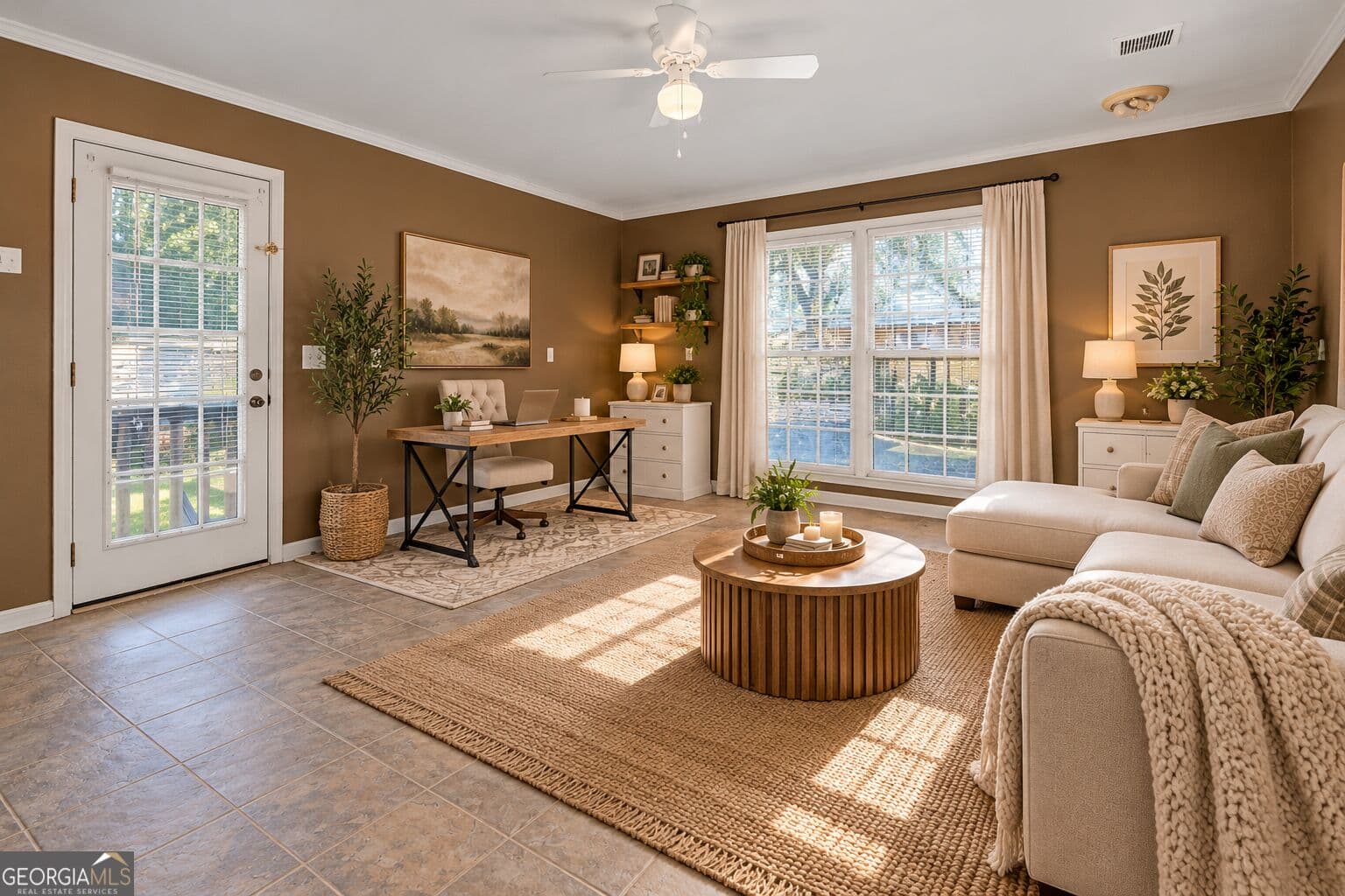 3 bedroom, 2 bathroom, 2,119 sq ft single family residence for sale at 123 Gilmer Street, Lavonia, GA 30553 — photo 5