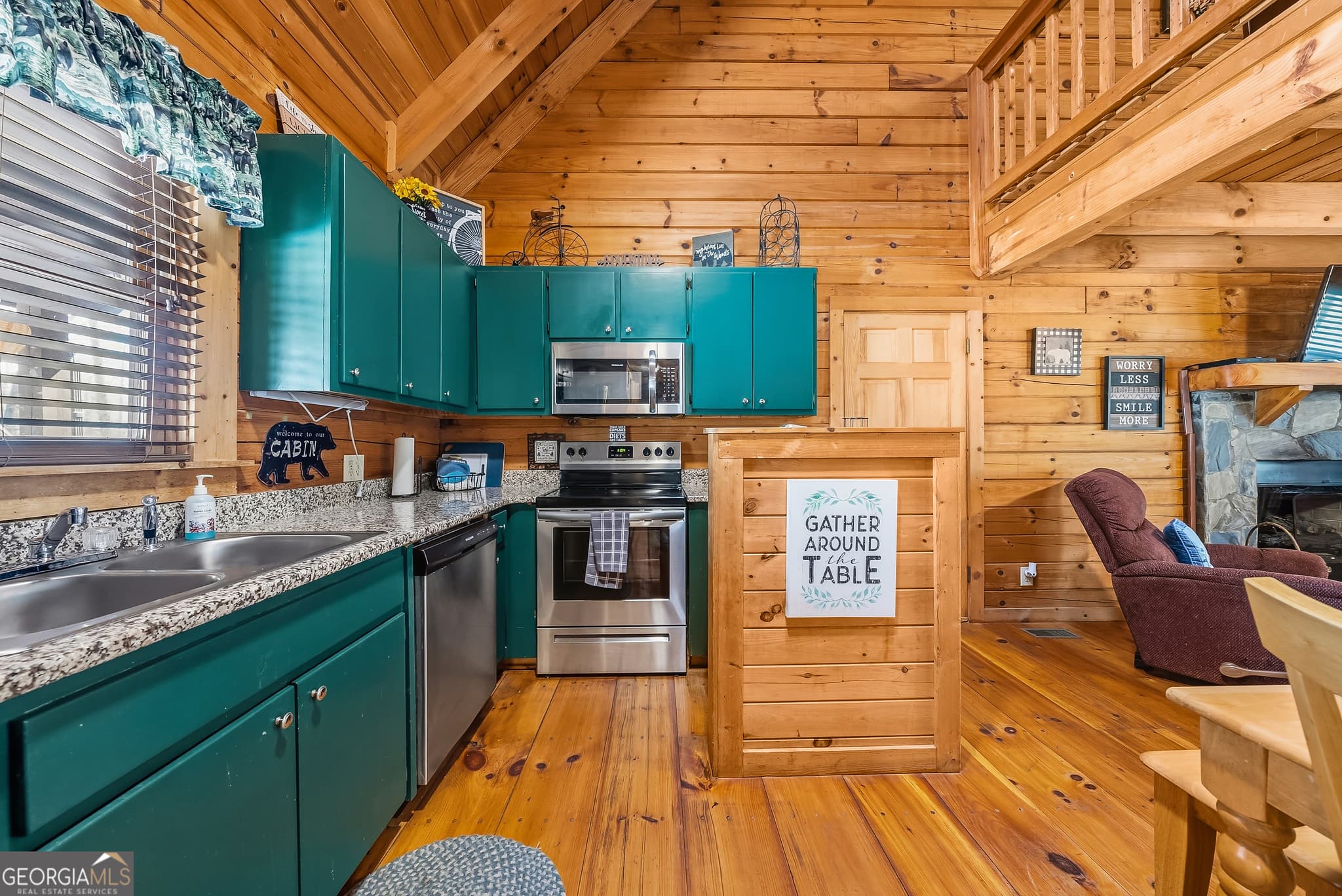 4 bedroom, 4 bathroom, 2,628 sq ft cabin,single family residence for sale at 2136 Hines Gap Road, Warm Springs, GA 31830 — photo 10