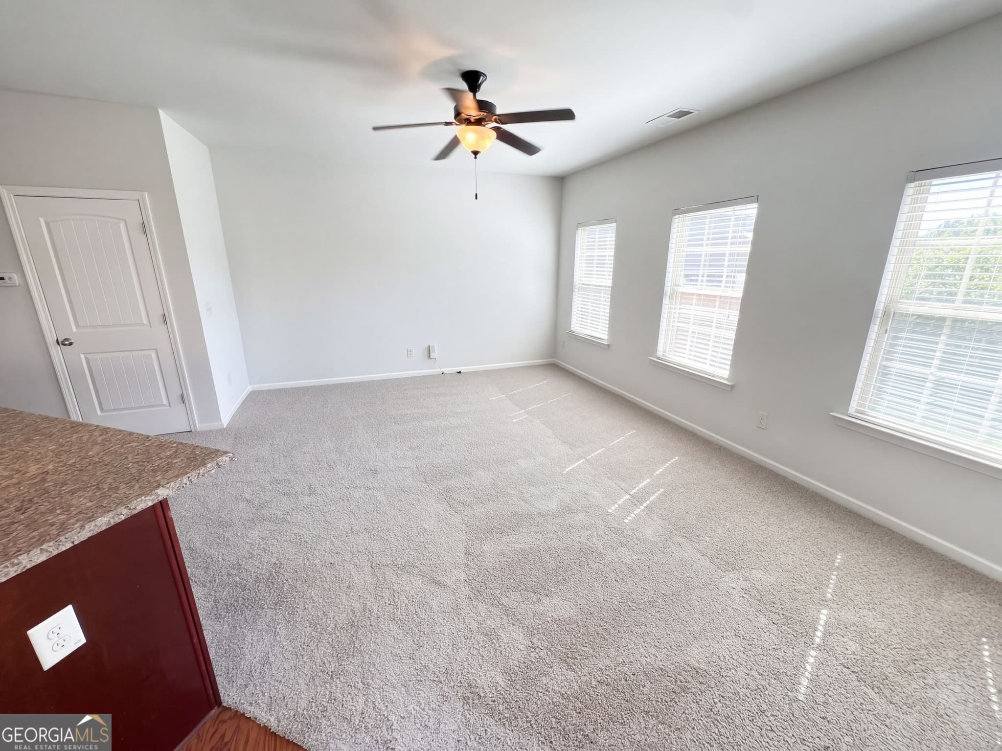 4 bedroom, 1.5 bathroom, 1,897 sq ft single family residence for sale at 35 Samuel Way, Cartersville, GA 30121 — photo 3