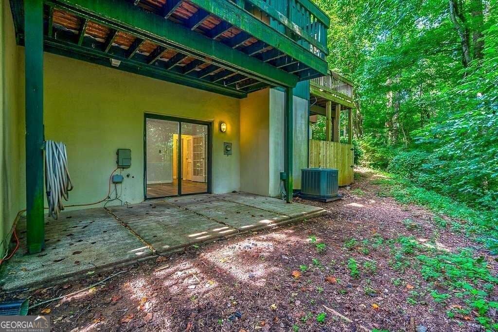 4 bedroom, 2.5 bathroom townhouse for rent at 108 Fernbanks Court, Athens, GA 30605 for $1,700 a month — photo 4