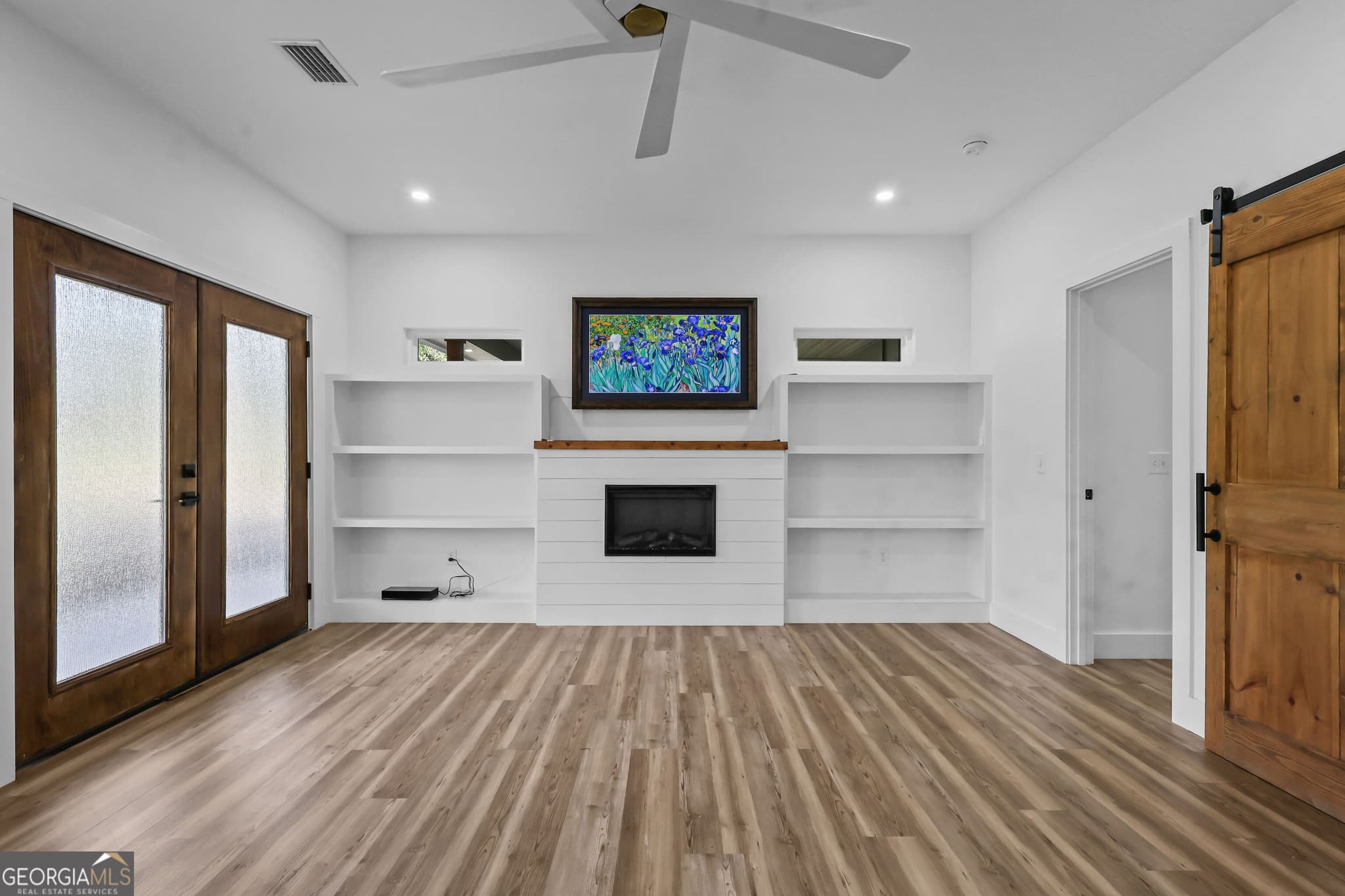 3 bedroom, 2 bathroom, 1,519 sq ft single family residence under contract at 835 Azalea Street, Blackshear, GA 31516 — photo 7