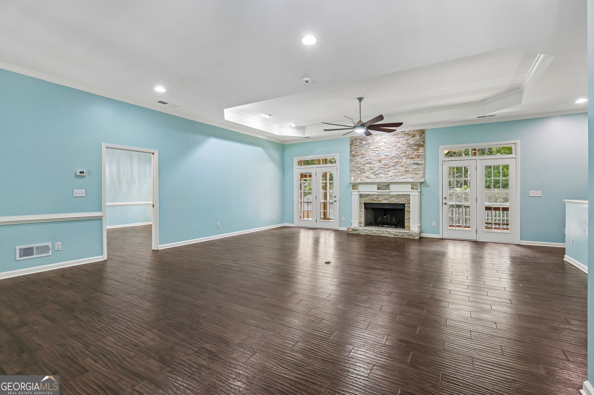 6 bedroom, 4 bathroom, 5,114 sq ft single family residence for sale at 2077 Coolidge Way, Acworth, GA 30101 — photo 3