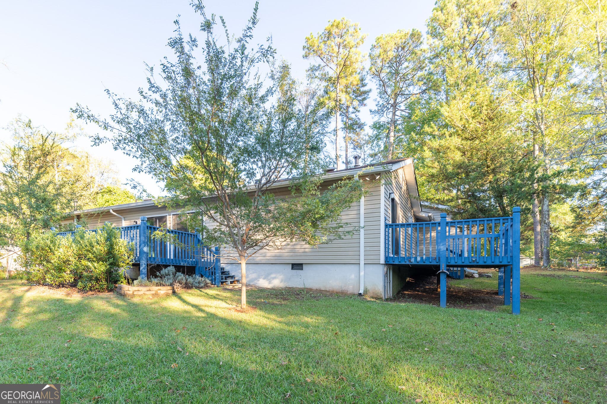 3 bedroom, 2 bathroom, 2,340 sq ft single family residence for sale at 340 River North Boulevard, Macon, GA 31211 — photo 5
