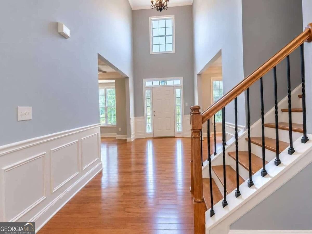 7 bedroom, 5 bathroom, 5,024 sq ft single family residence for rent at 5335 Chestnut Drive, Cumming, GA 30040 for $3,499 a month — photo 2
