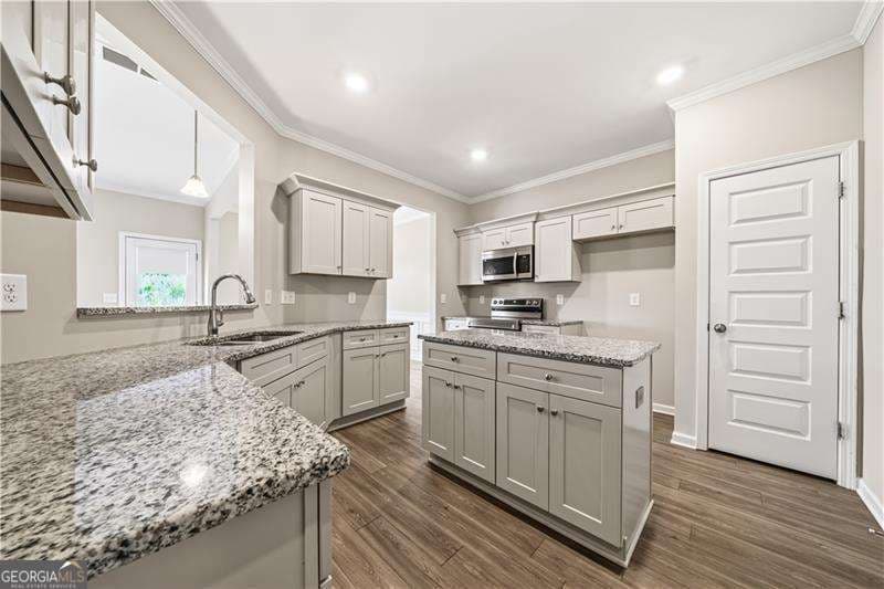 4 bedroom, 2.5 bathroom, 1,866 sq ft single family residence for sale at 321 Melody Lane, Cartersville, GA 30121 — photo 7