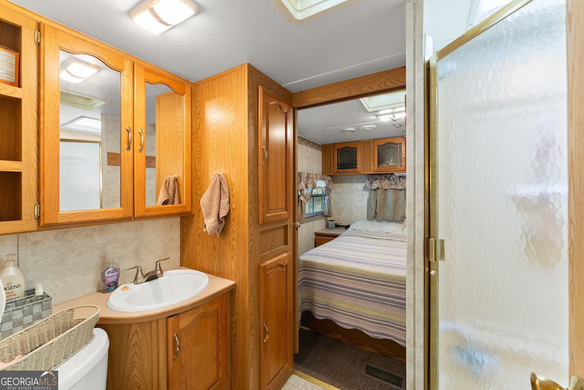 1 bedroom, 1 bathroom manufactured home,single family residence for sale at 39 Terrace Circle, Cleveland, GA 30528 — photo 7