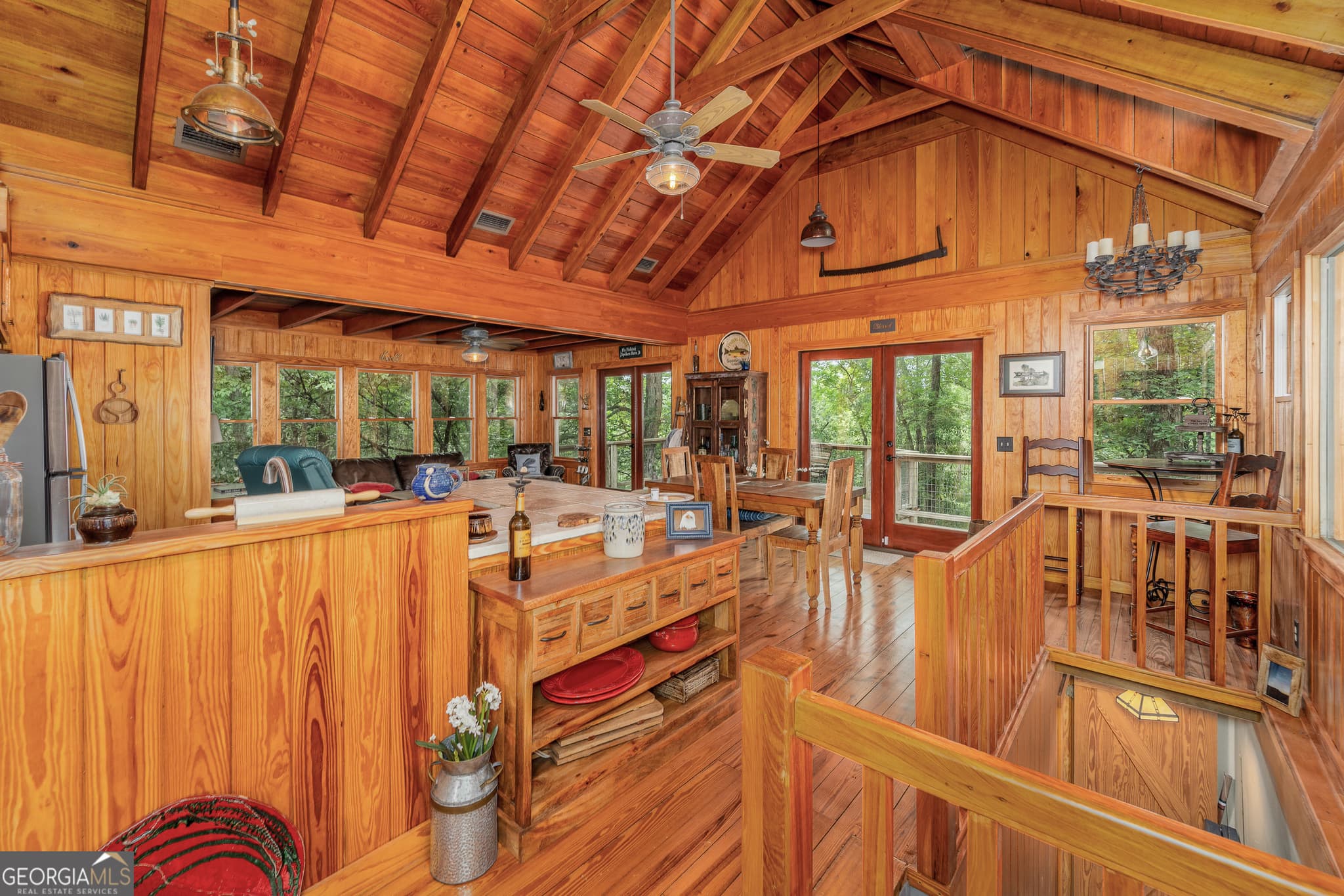 2 bedroom, 2 bathroom, 1,500 sq ft cabin,single family residence for sale at 1360 Douglas Fish Camp Road, White Oak, GA 31568 — photo 3