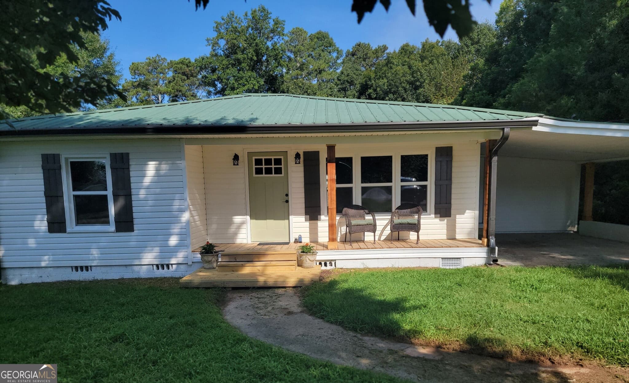 2 bedroom, 1 bathroom, 970 sq ft single family residence for sale at 1477 S 100 Highway, Bowdon, GA 30108 — photo 5