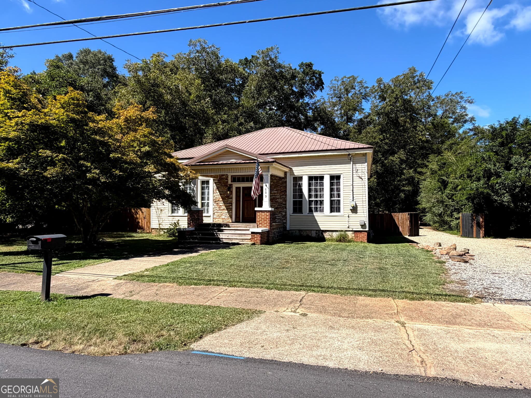 3 bedroom, 2 bathroom, 2,630 sq ft single family residence for sale at 609 Greenwood Street, Barnesville, GA 30204