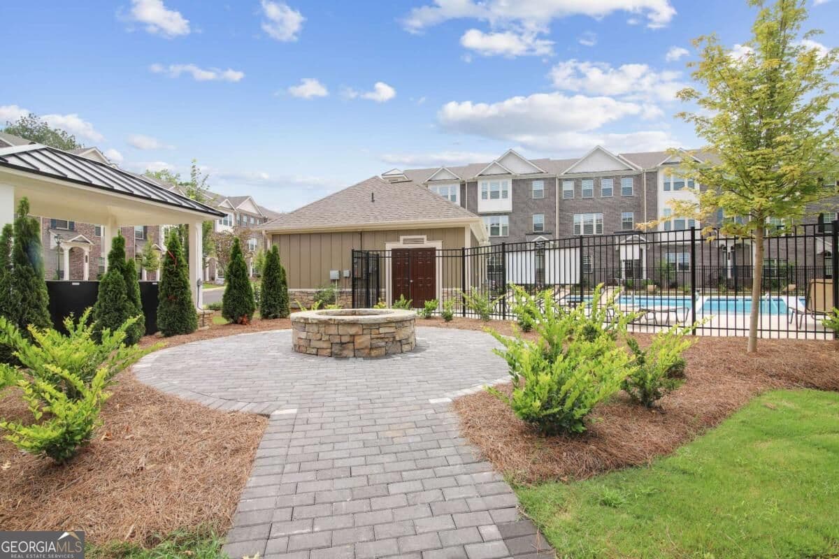 4 bedroom, 3.5 bathroom, 2,430 sq ft townhouse for rent at 1427 Halstead Place 1427, Suwanee, GA 30024 for $3,195 a month — photo 1 of 27