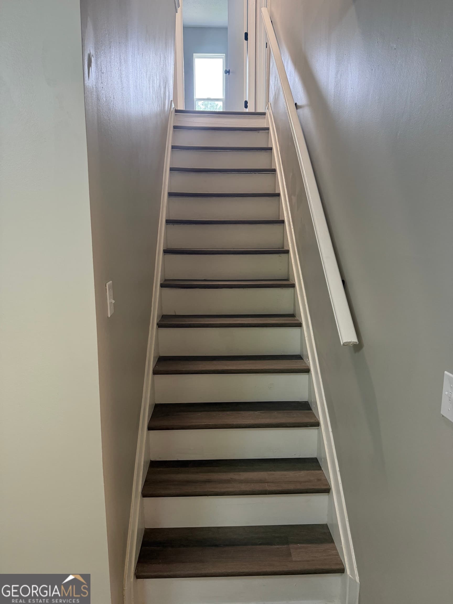 3 bedroom, 2.5 bathroom, 1,392 sq ft single family residence for rent at 1297 Old Countryside Circle, Stone Mountain, GA 30083 for $1,750 a month — photo 7