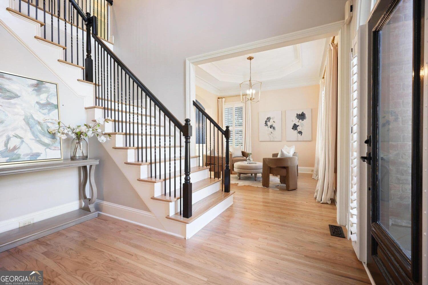 5 bedroom, 4.5 bathroom, 4,180 sq ft single family residence for sale at 12 Bonnie Lane, Sandy Springs, GA 30328 — photo 6