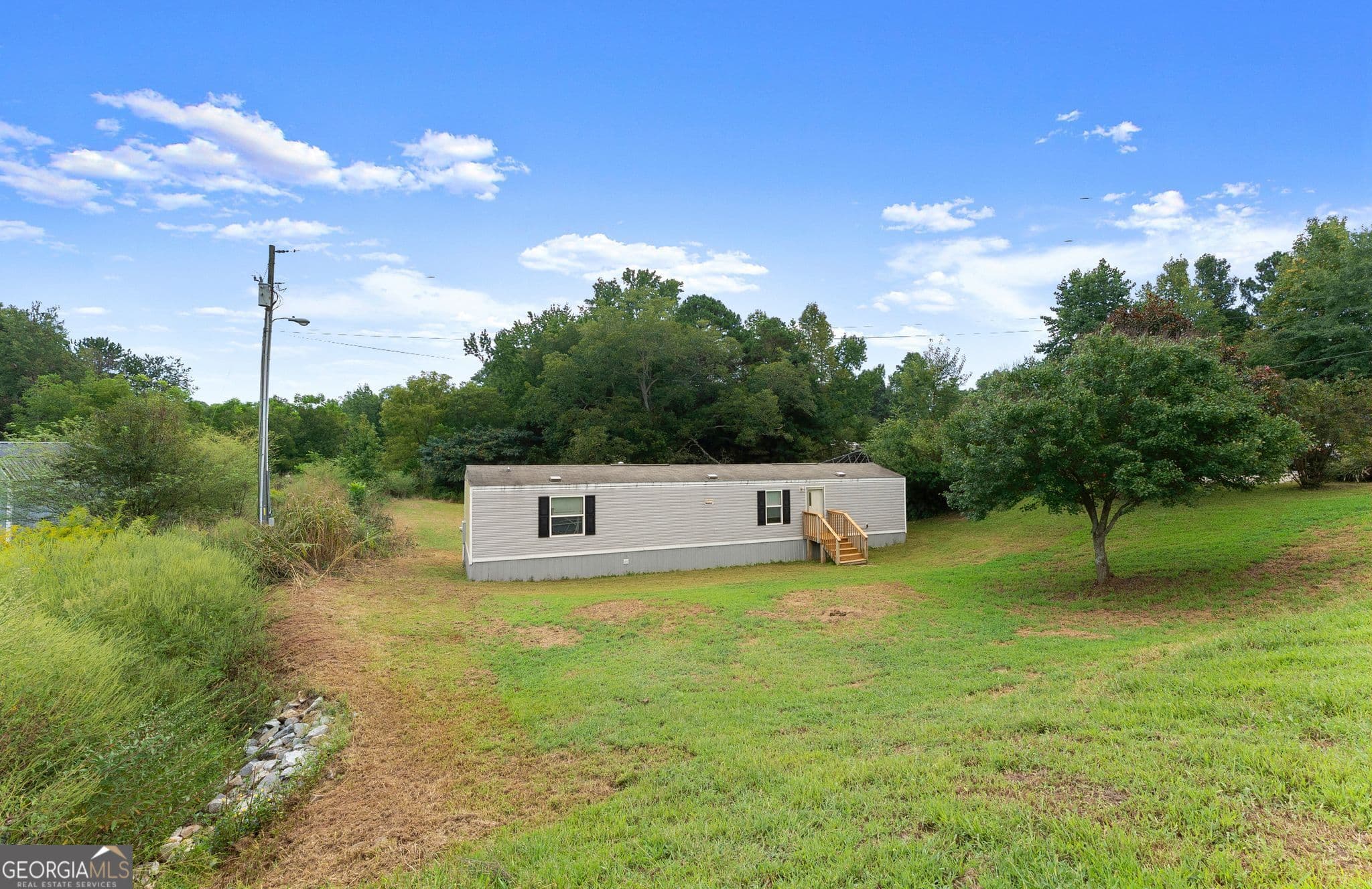 2 bedroom, 2 bathroom, 840 sq ft manufactured home,single family residence for sale at 735 Holiness Campground Road, Cleveland, GA 30528 — photo 7