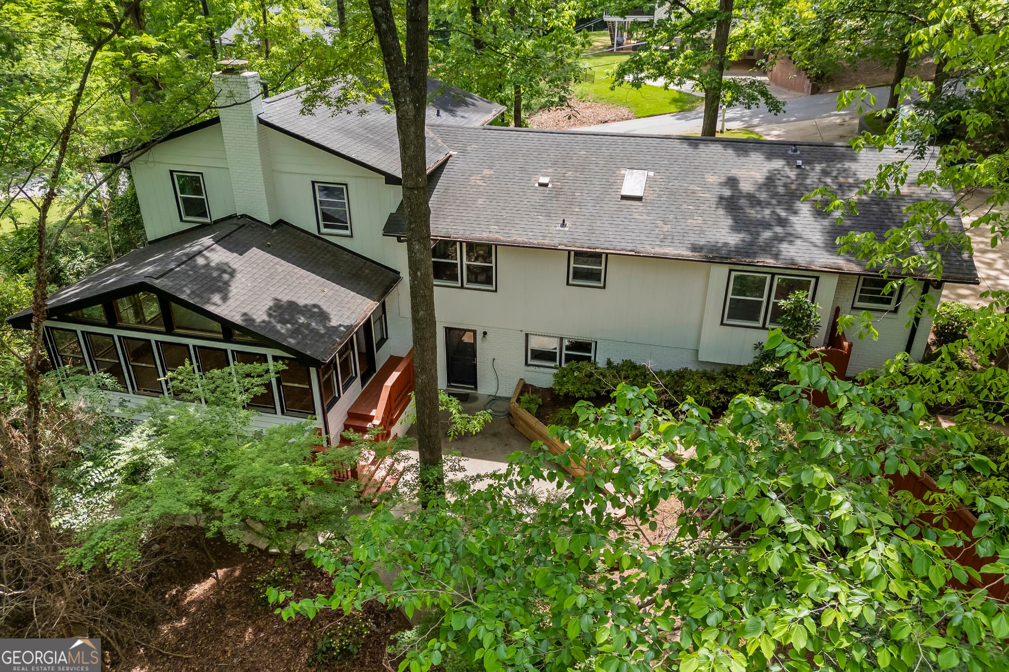 4 bedroom, 3 bathroom, 3,879 sq ft single family residence for rent at 125 Terrell Drive, Athens, GA 30606 for $5,000 a month — photo 10