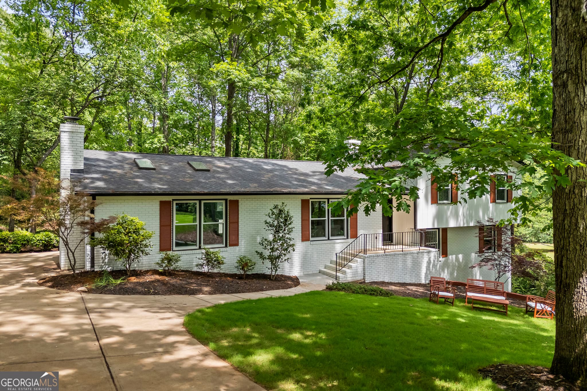 4 bedroom, 3 bathroom, 3,879 sq ft single family residence for rent at 125 Terrell Drive, Athens, GA 30606 for $5,000 a month — photo 8