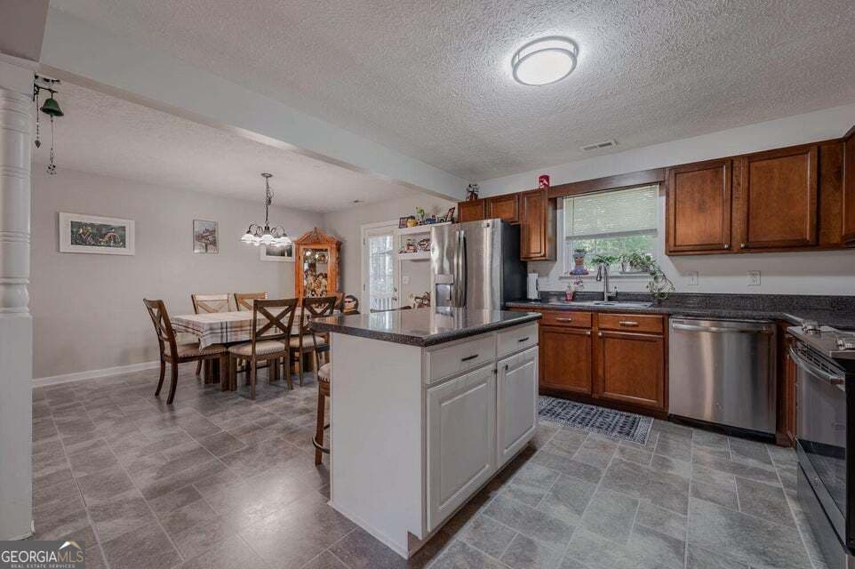 3 bedroom, 2.5 bathroom, 1,675 sq ft single family residence for sale at 164 Cicero Road, Lafayette, GA 30728 — photo 7