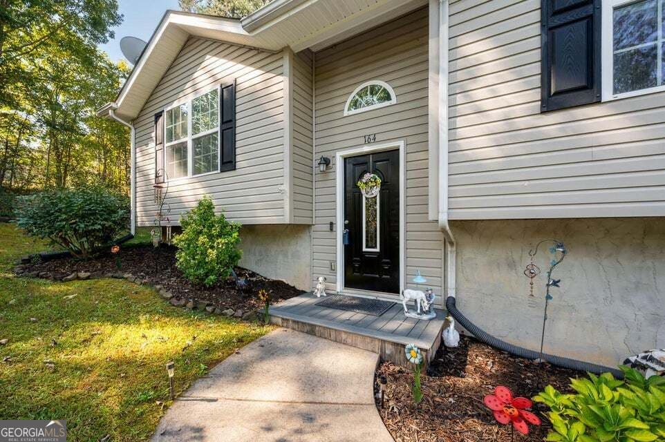 3 bedroom, 2.5 bathroom, 1,675 sq ft single family residence for sale at 164 Cicero Road, Lafayette, GA 30728 — photo 5