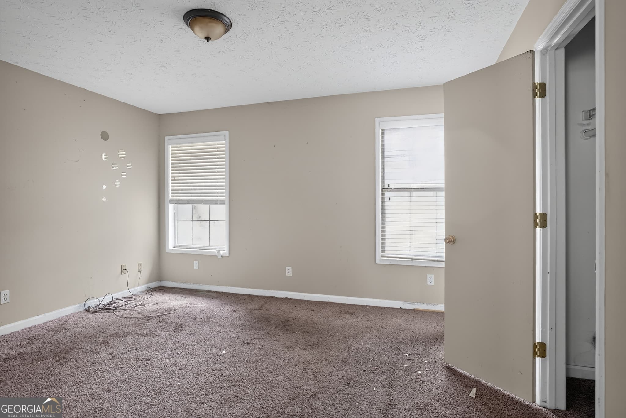4 bedroom, 3 bathroom, 2,010 sq ft single family residence for sale at 6409 Eastbriar Drive, Lithonia, GA 30058 — photo 9