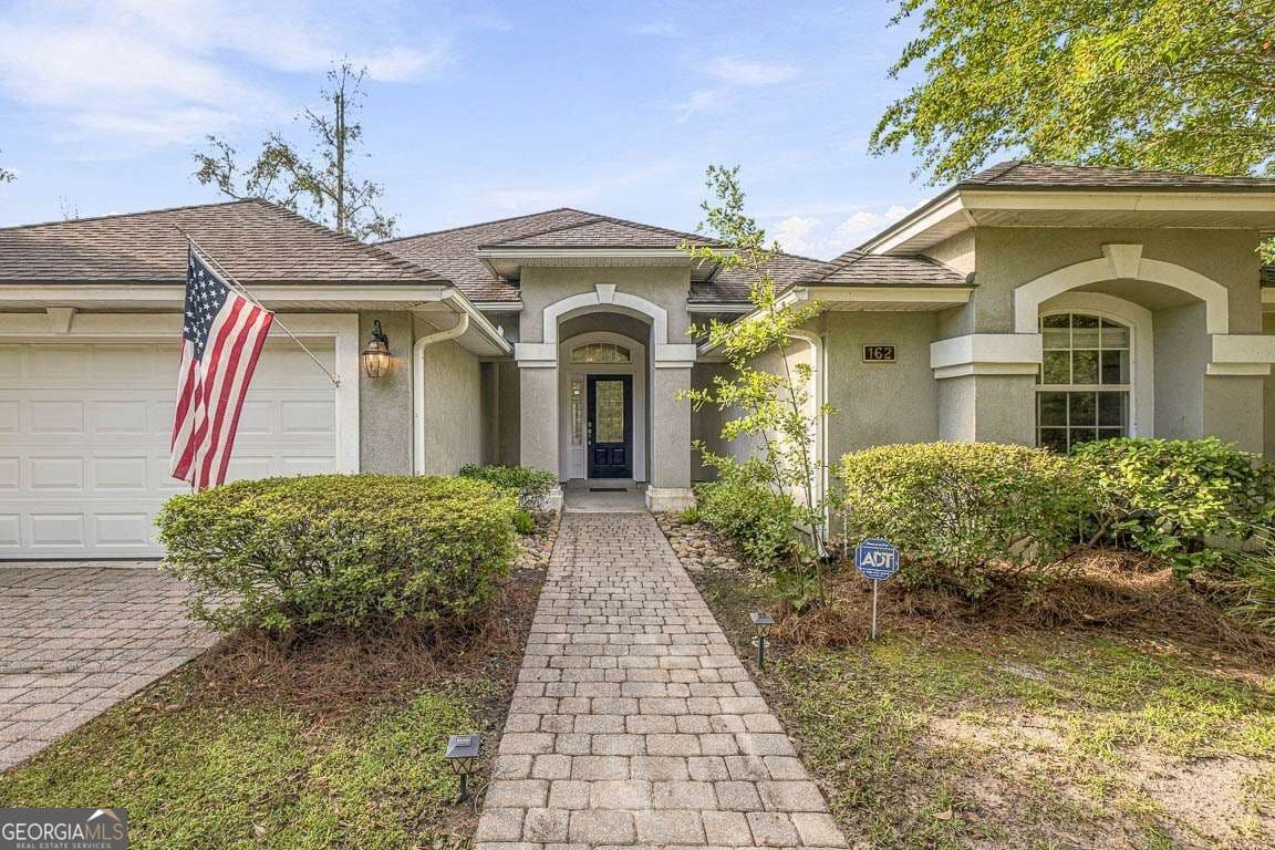 3 bedroom, 2 bathroom, 2,194 sq ft single family residence for sale at 162 Majestic Oaks Drive, Brunswick, GA 31523 — photo 4