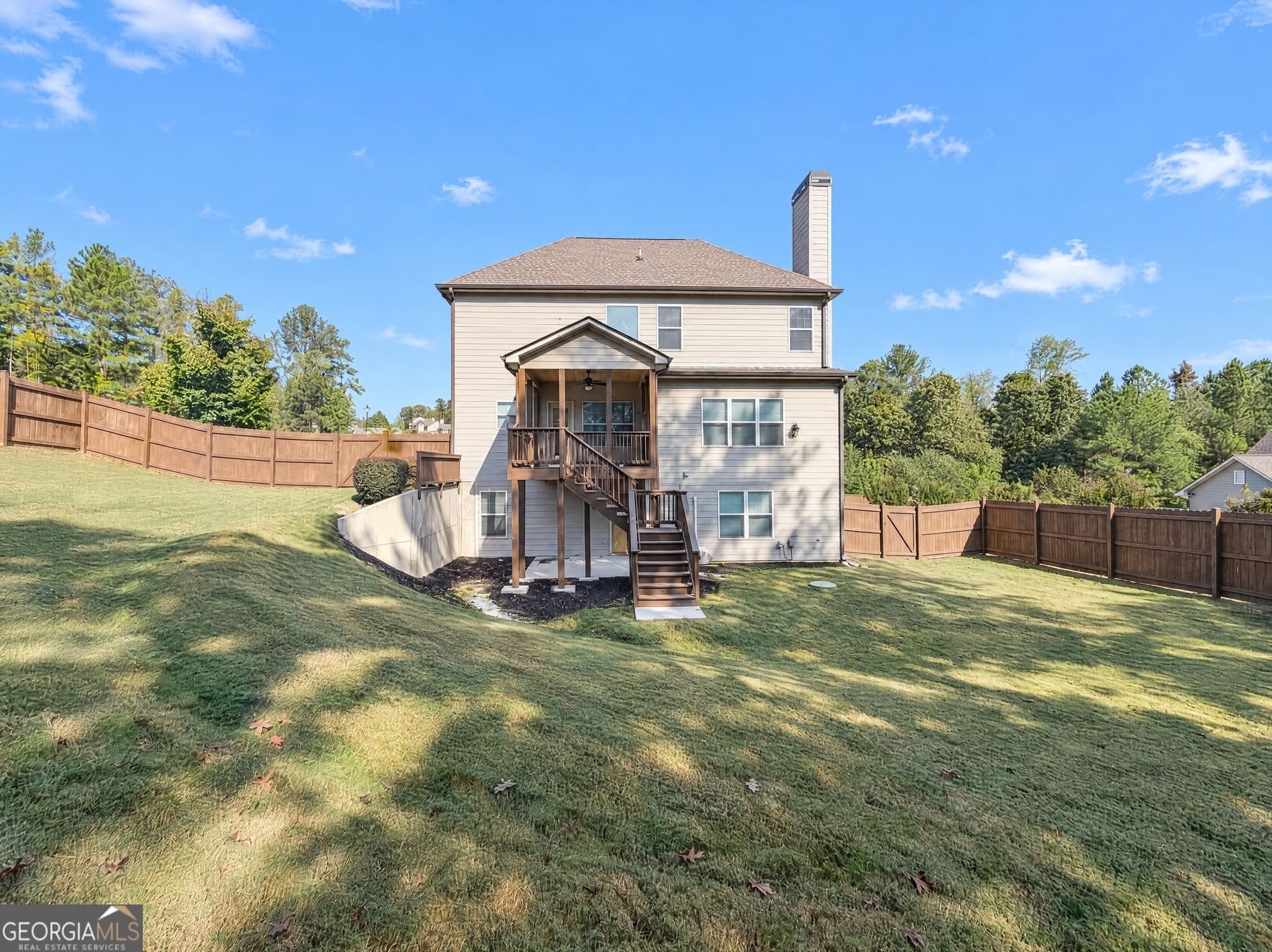 4 bedroom, 3.5 bathroom, 3,791 sq ft single family residence for sale at 1801 Sycamore Drive, Loganville, GA 30052 — photo 5