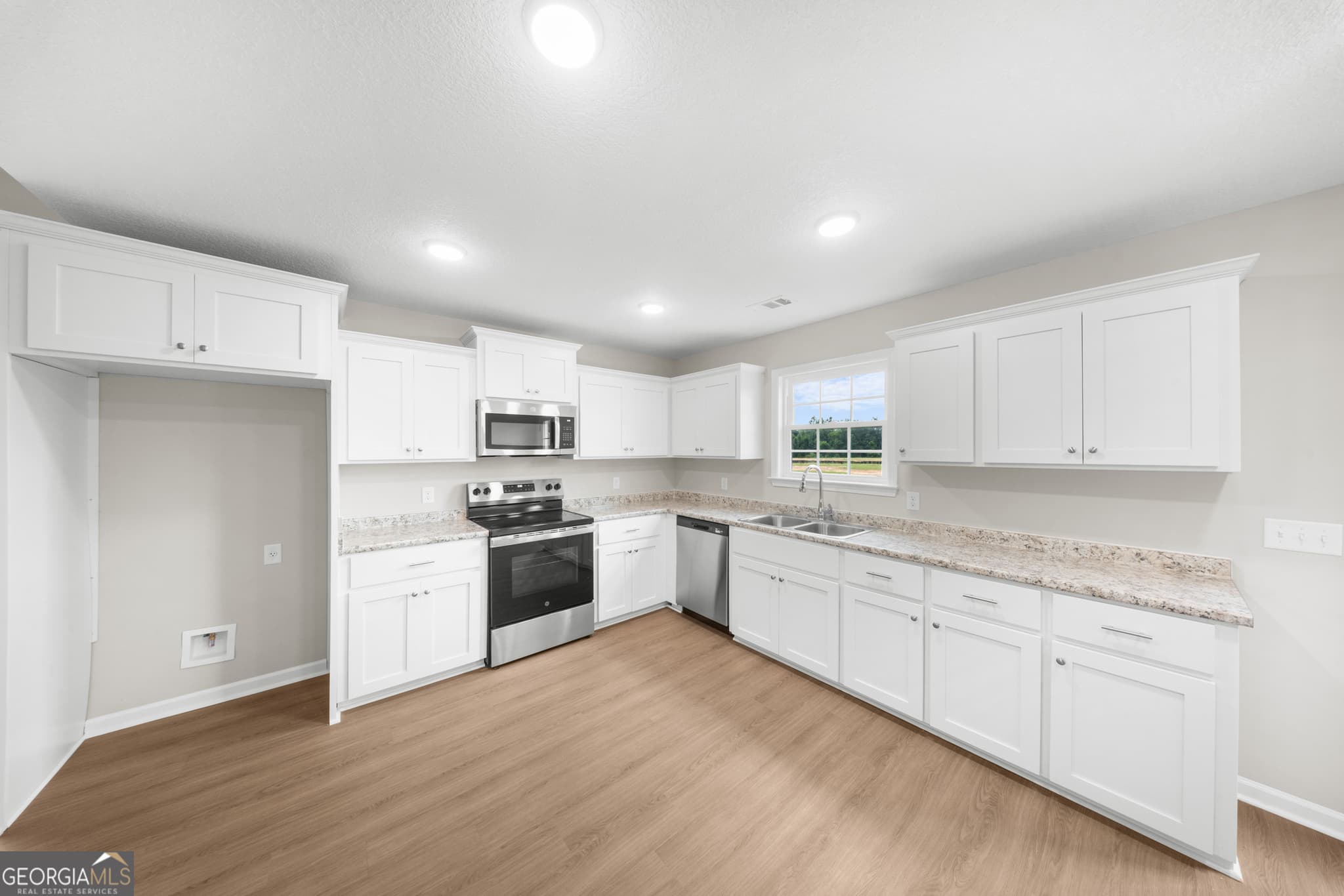 2 bedroom, 2 bathroom, 1,090 sq ft single family residence for sale at 507 Nickies Way, Statesboro, GA 30461 — photo 5
