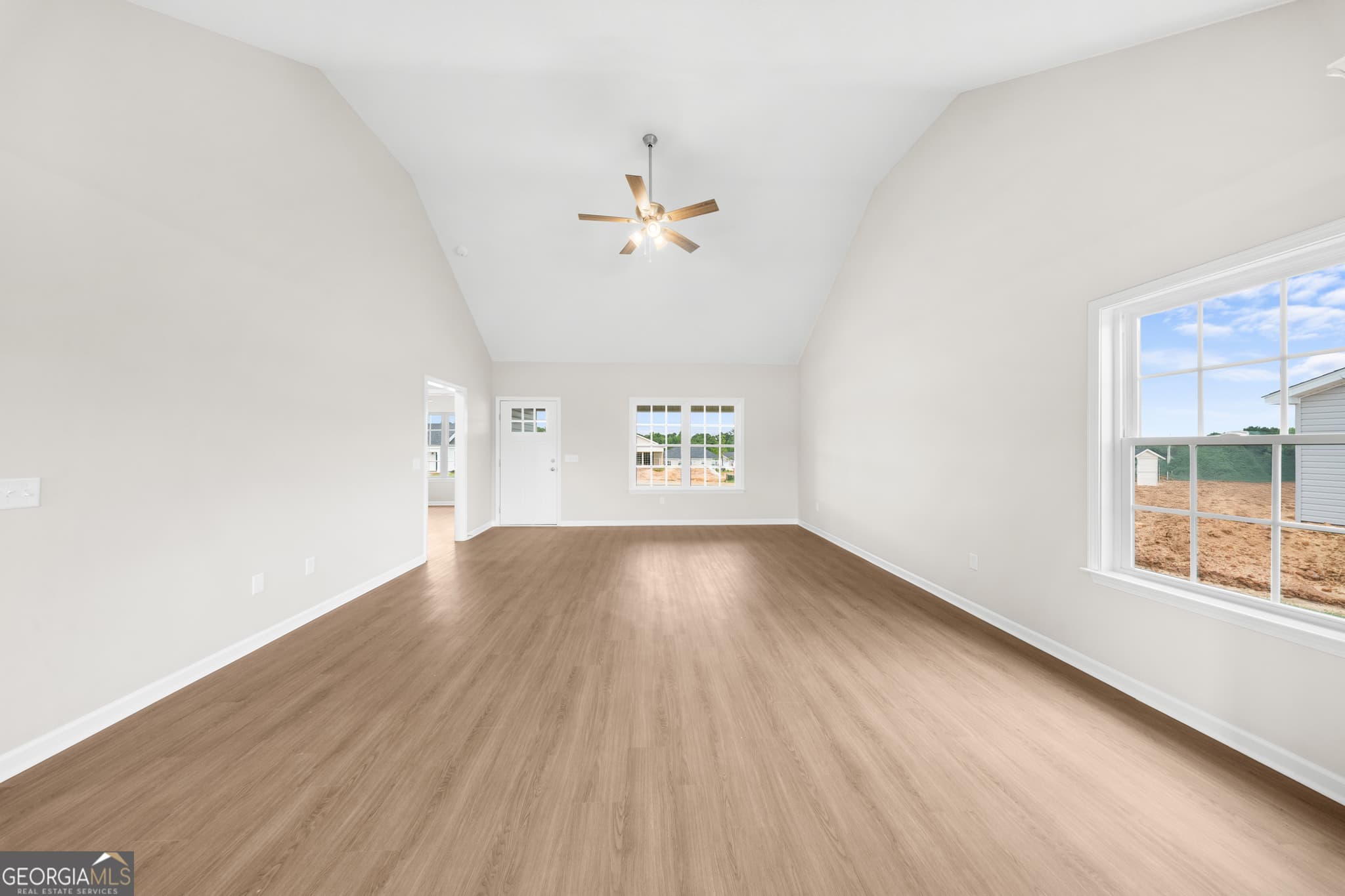 2 bedroom, 2 bathroom, 1,090 sq ft single family residence for sale at 507 Nickies Way, Statesboro, GA 30461 — photo 4