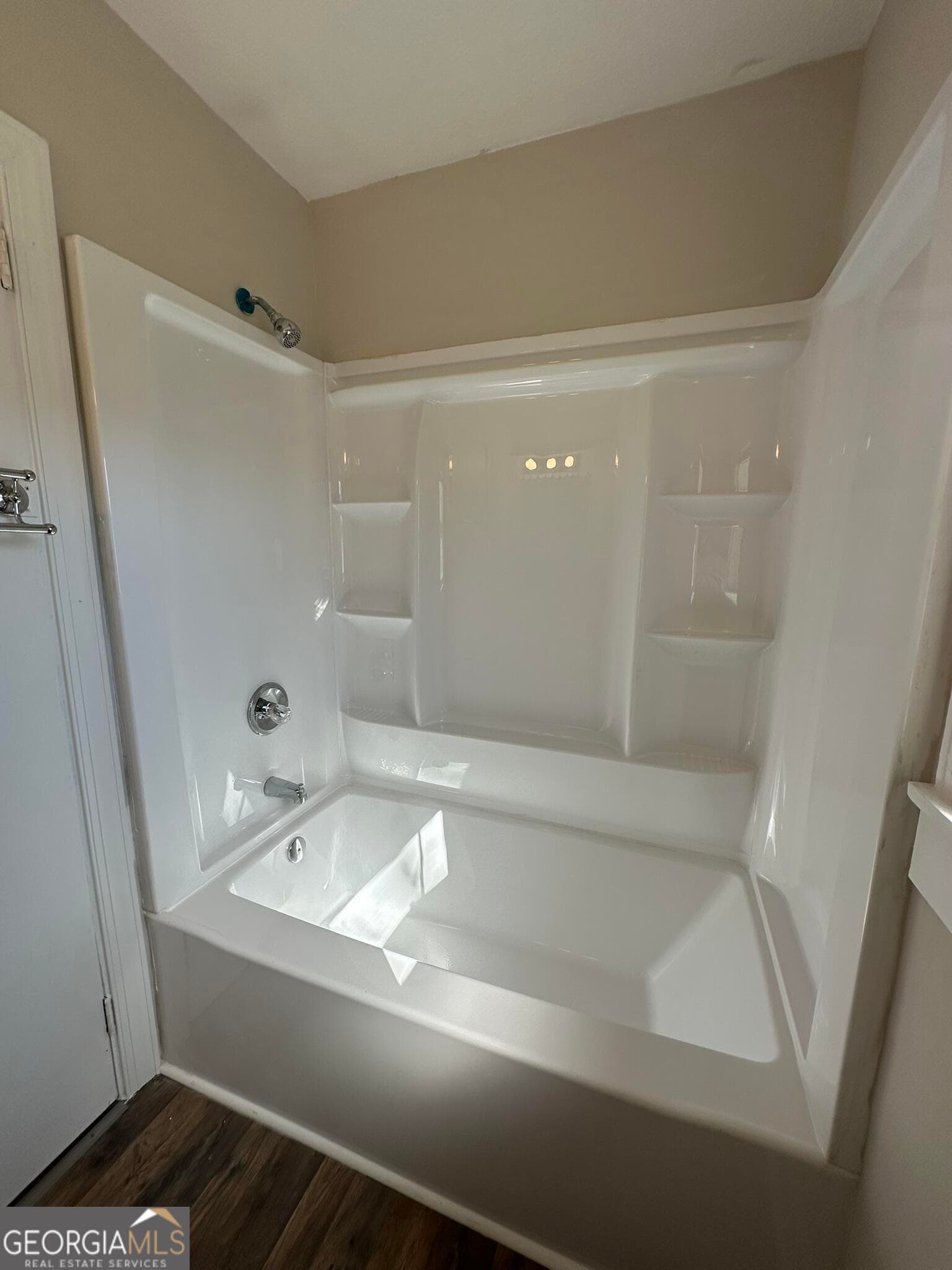 2 bedroom, 2 bathroom, 921 sq ft single family residence for sale at 256 Chattahoochee Street, Cornelia, GA 30531 — photo 9