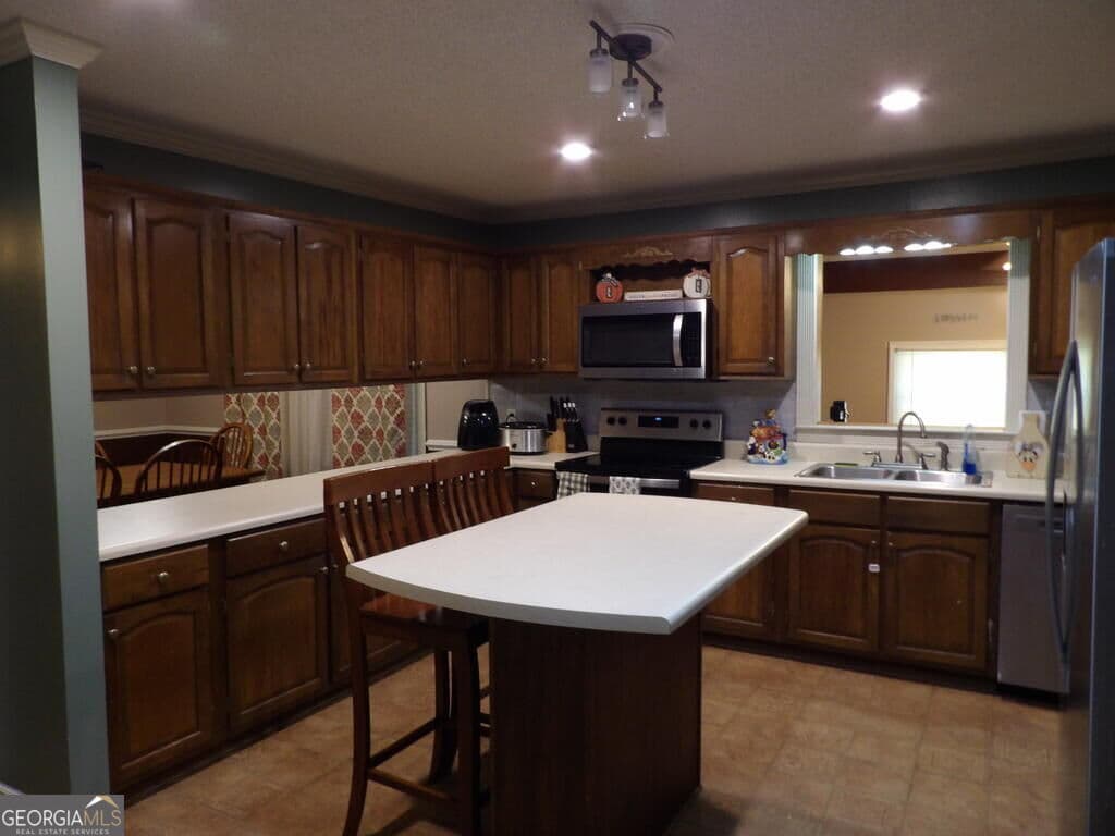 3 bedroom, 3 bathroom single family residence for sale at 119 S Church Street, Ty Ty, GA 31795 — photo 5