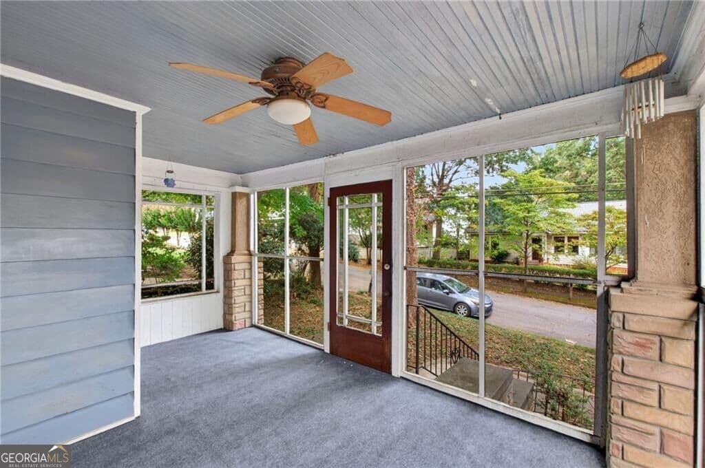 2 bedroom, 1 bathroom, 1,164 sq ft single family residence for rent at 940 Burns Drive, Atlanta, GA 30310 for $1,350 a month — photo 3