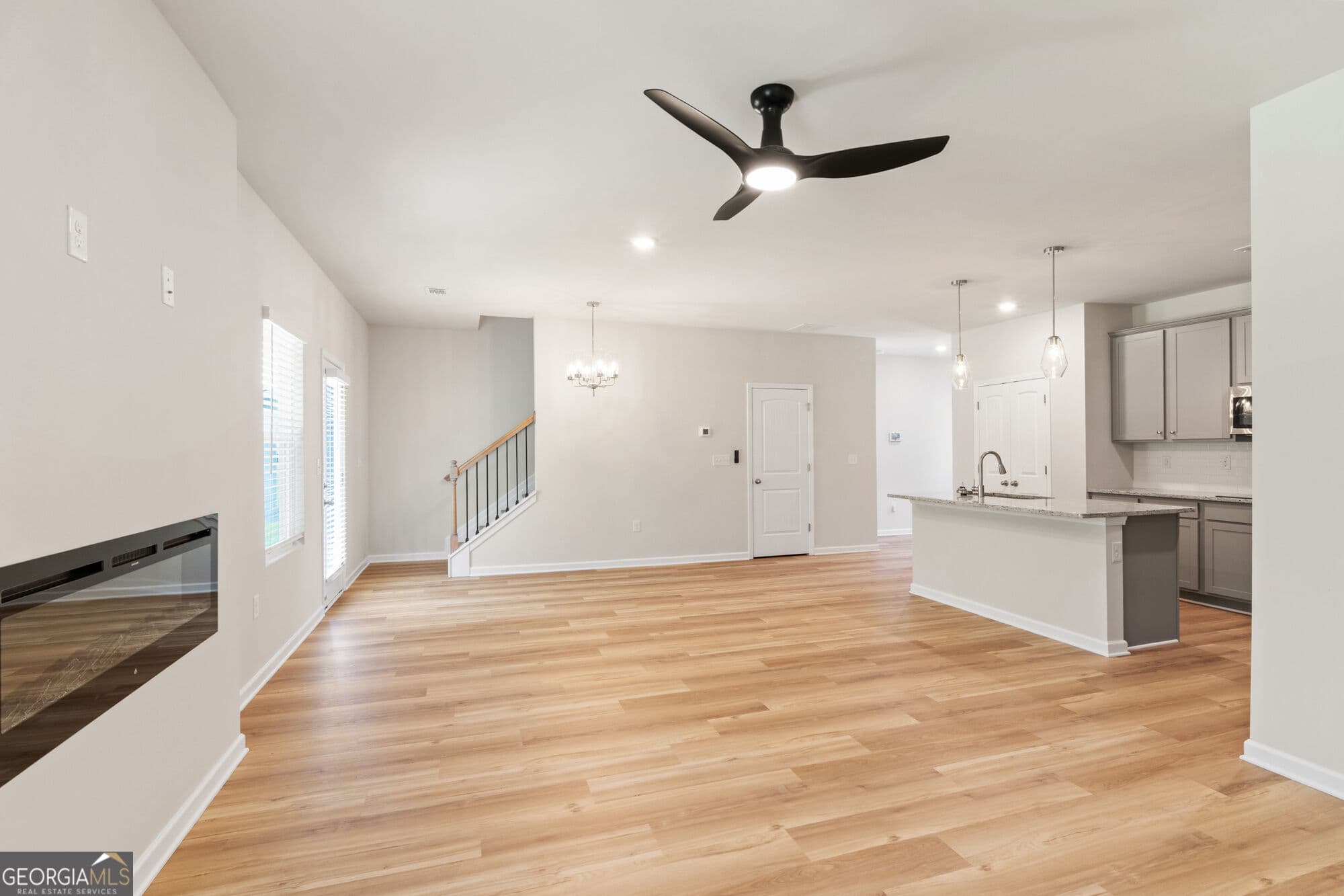 4 bedroom, 3 bathroom, 1,900 sq ft single family residence for sale at 1209 DICKENS Road, Greensboro, GA 30642 — photo 3