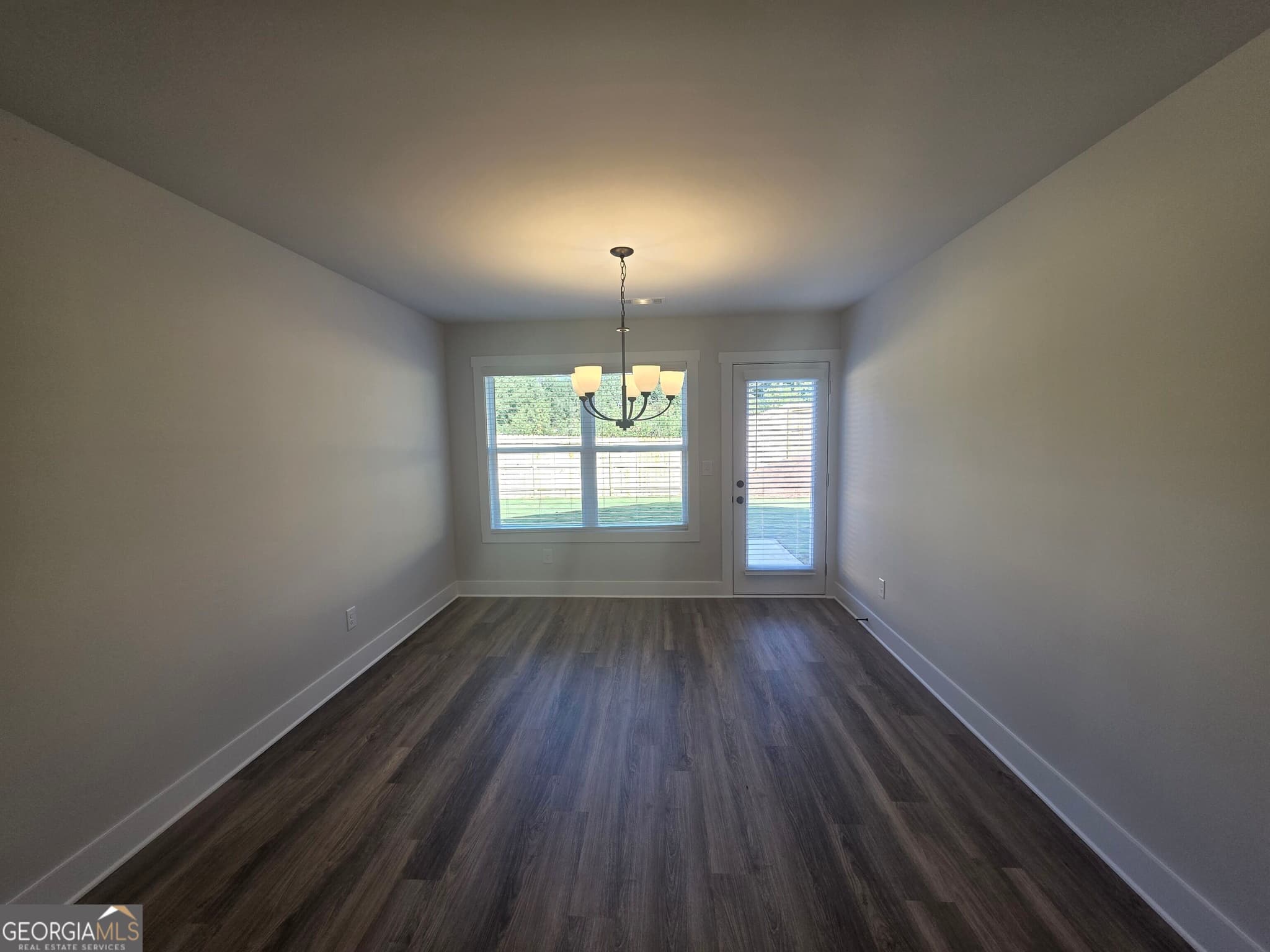 3 bedroom, 2 bathroom, 1,600 sq ft single family residence for sale at 195 Charlie Way 31, Winder, GA 30680 — photo 5