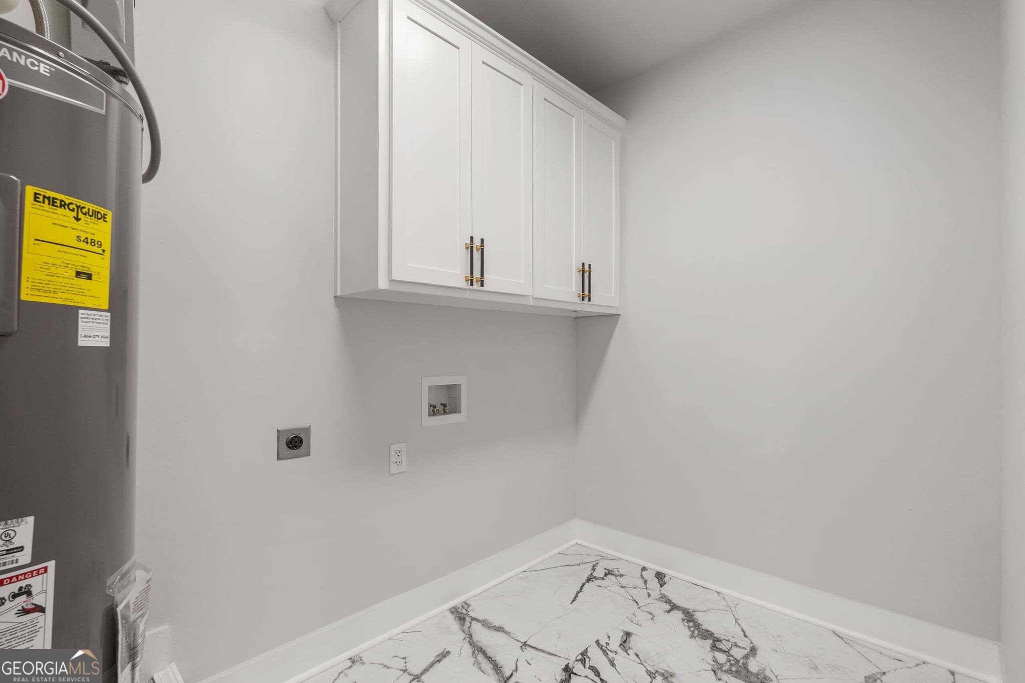 3 bedroom, 2 bathroom, 1,813 sq ft single family residence for sale at 479 Lee Road 315, Smith Station, AL 36877 — photo 5