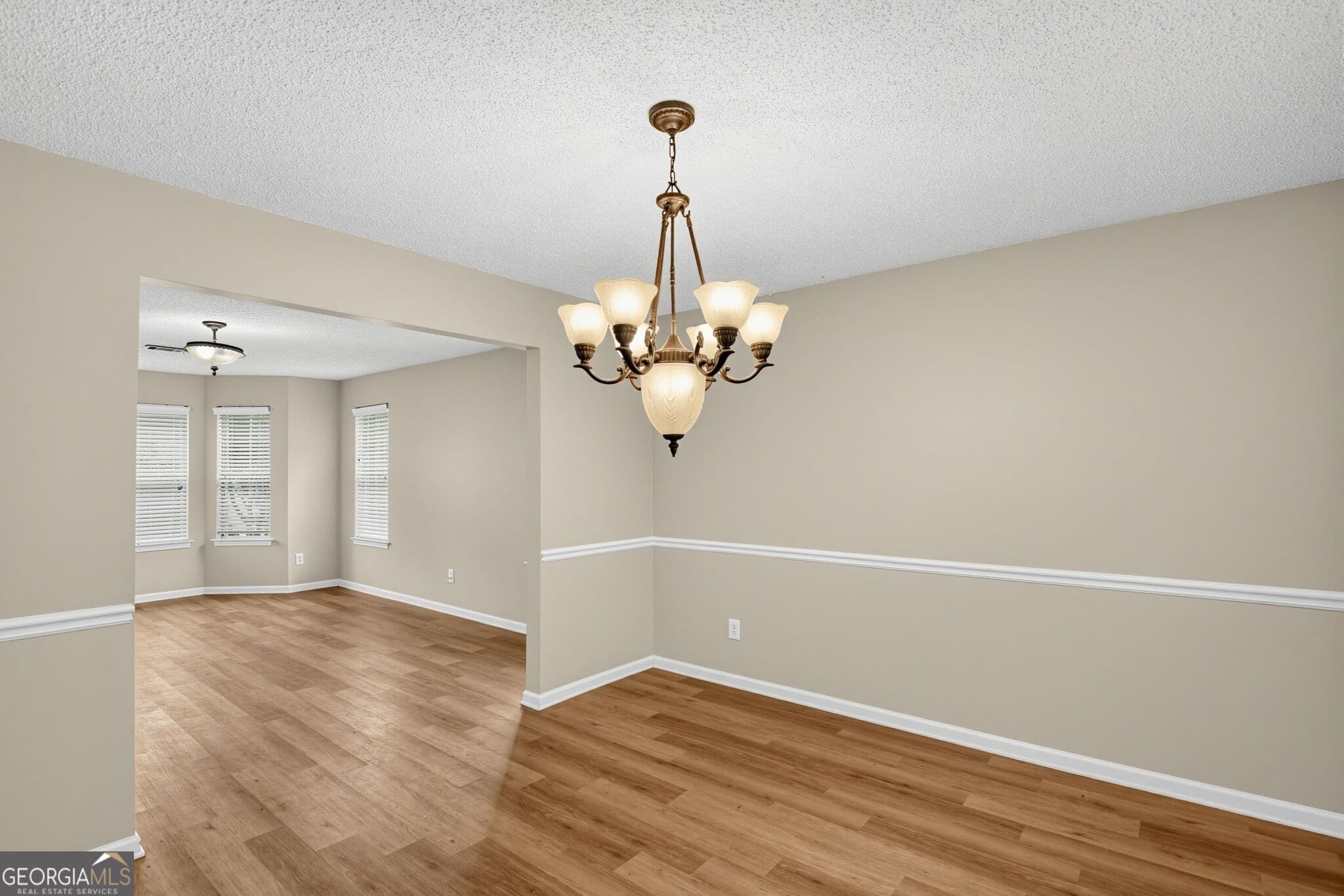5 bedroom, 3 bathroom, 2,592 sq ft single family residence for rent at 1560 Rogers Crossing Drive, Lithonia, GA 30058 for $2,850 a month — photo 6