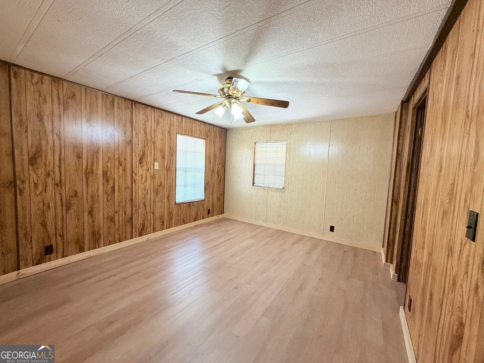 3 bedroom, 2 bathroom, 1,344 sq ft manufactured home,single family residence for sale at 86 Shadydale Road, Lumber City, GA 31549 — photo 9
