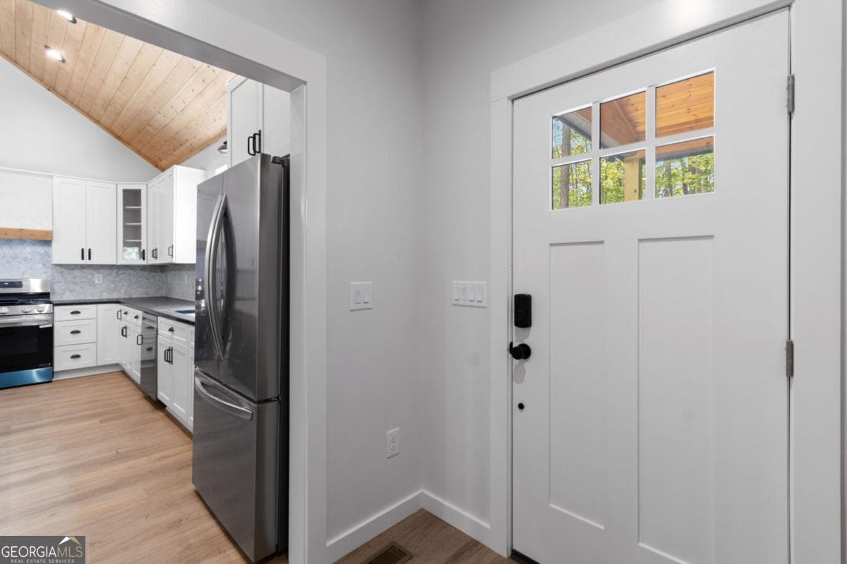 3 bedroom, 2 bathroom, 1,440 sq ft single family residence for sale at 52 Otto Court, Ellijay, GA 30540 — photo 7