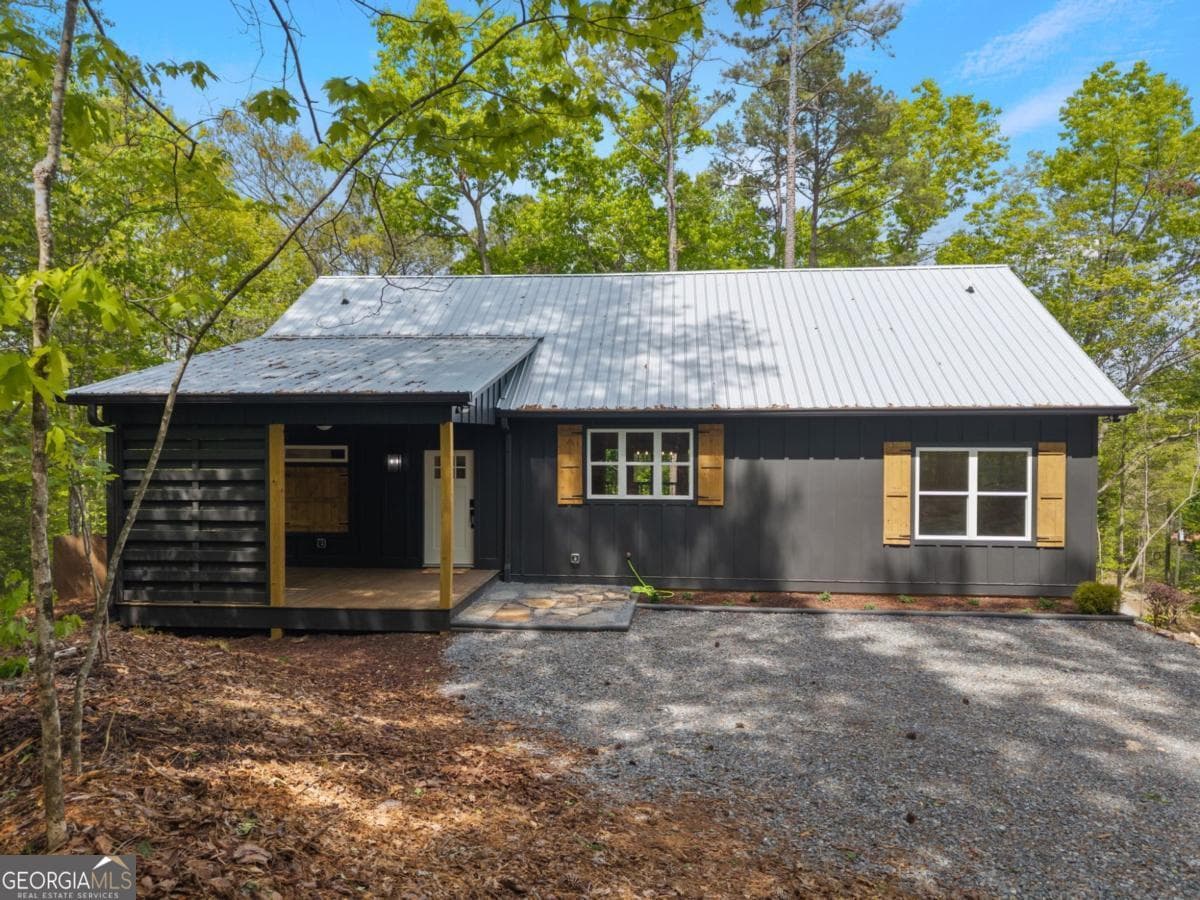 3 bedroom, 2 bathroom, 1,440 sq ft single family residence for sale at 52 Otto Court, Ellijay, GA 30540 — photo 4