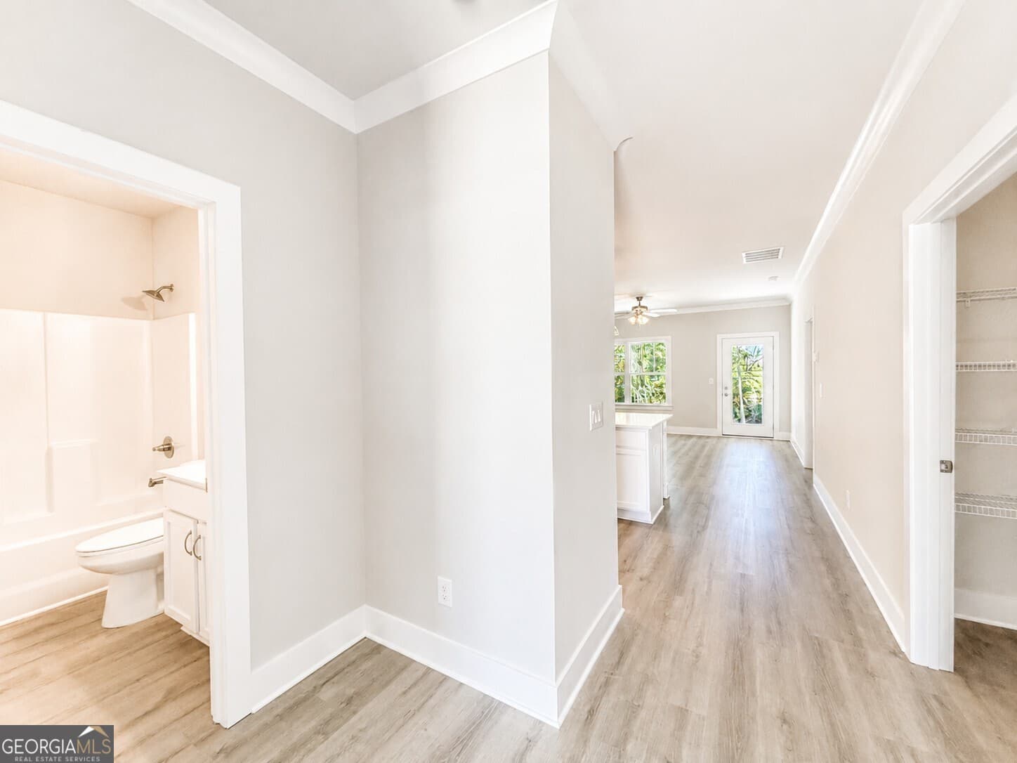 2 bedroom, 2 bathroom, 1,280 sq ft single family residence for sale at 28 Village Court 16, Cleveland, GA 30528 — photo 4