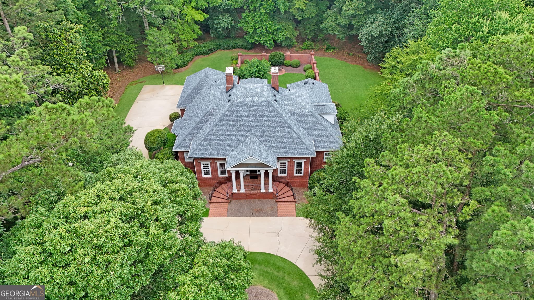5 bedroom, 4.5 bathroom, 5,698 sq ft single family residence for sale at 103 Woodchase Drive, Lagrange, GA 30240 — photo 7
