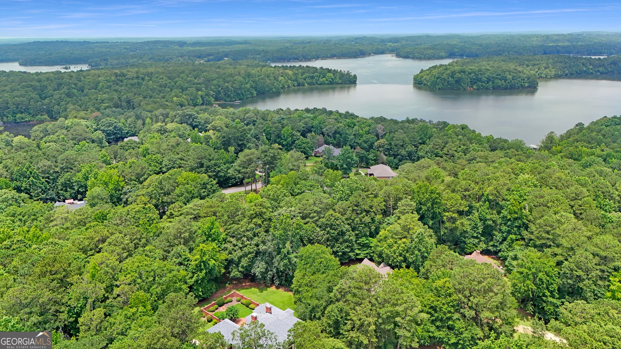5 bedroom, 4.5 bathroom, 5,698 sq ft single family residence for sale at 103 Woodchase Drive, Lagrange, GA 30240 — photo 3